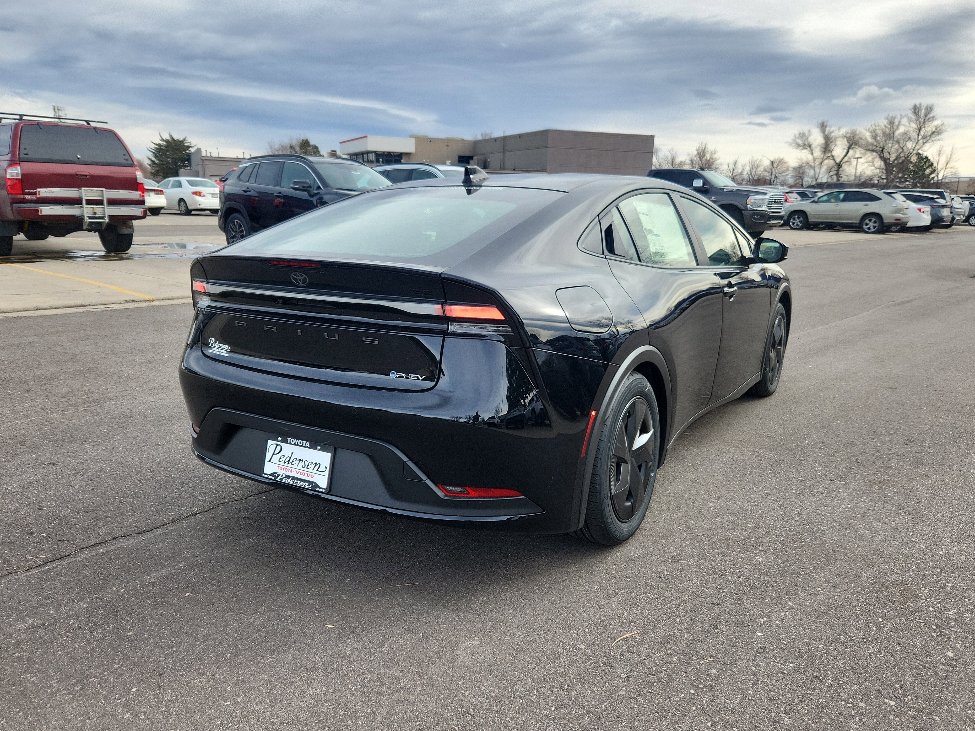 2026 Toyota Prius Plug-in Hybrid SE