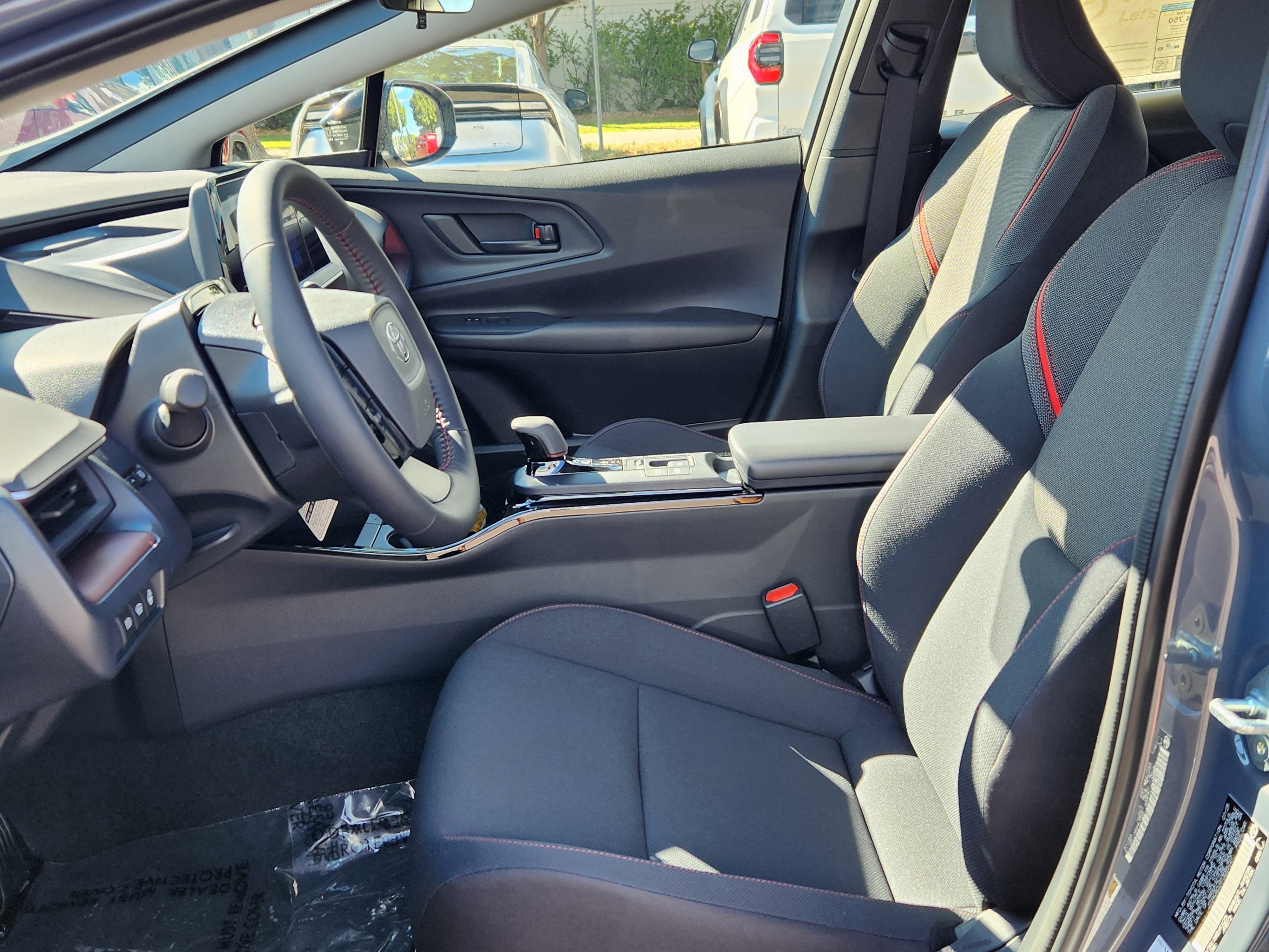 2026 Toyota Prius Plug-in Hybrid SE