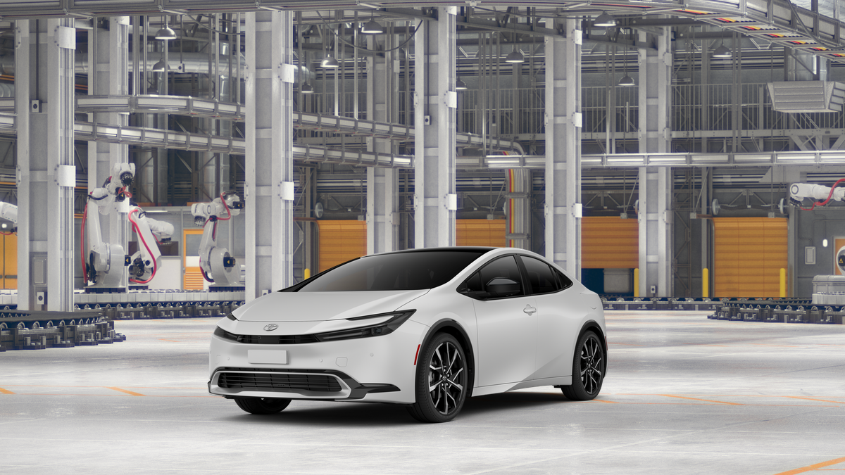 2027 Toyota Prius Plug-in Hybrid XSE Premium