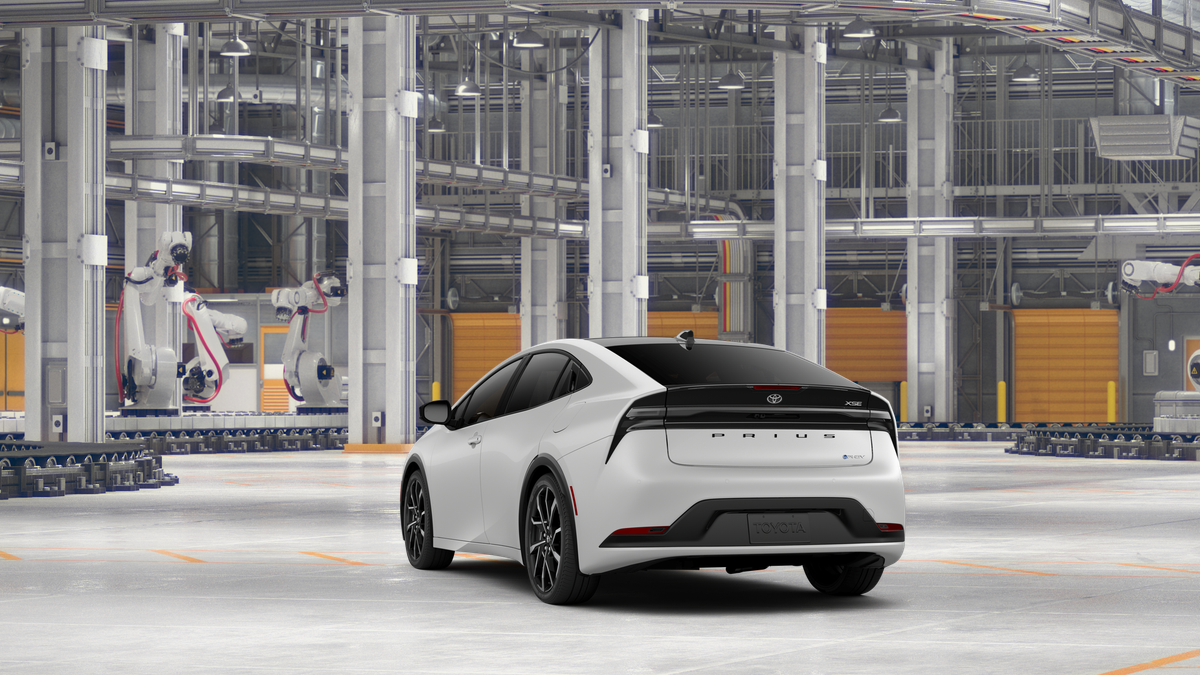 2027 Toyota Prius Plug-in Hybrid XSE Premium