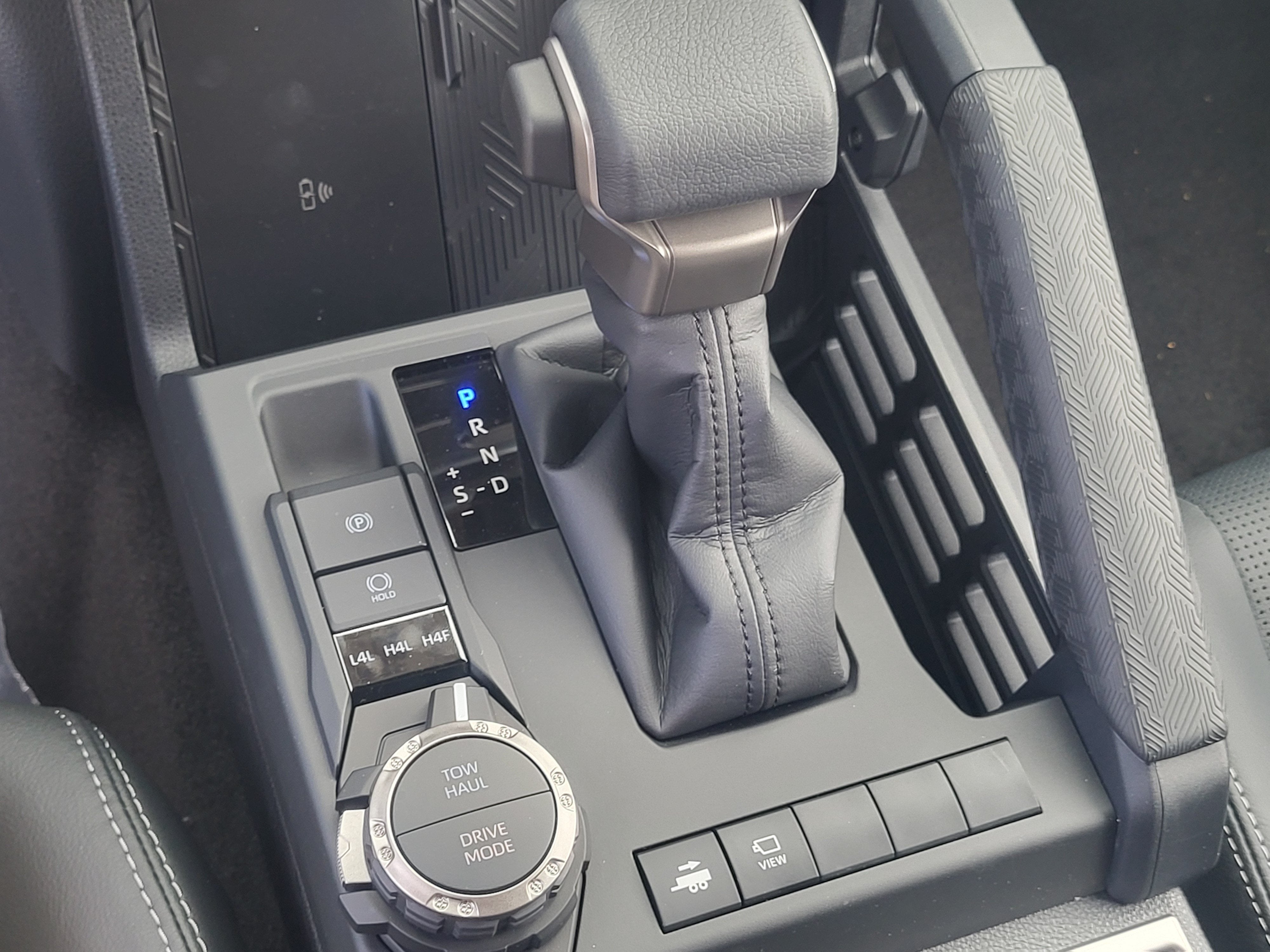2026 Toyota 4Runner i-FORCE MAX 4Runner Limited