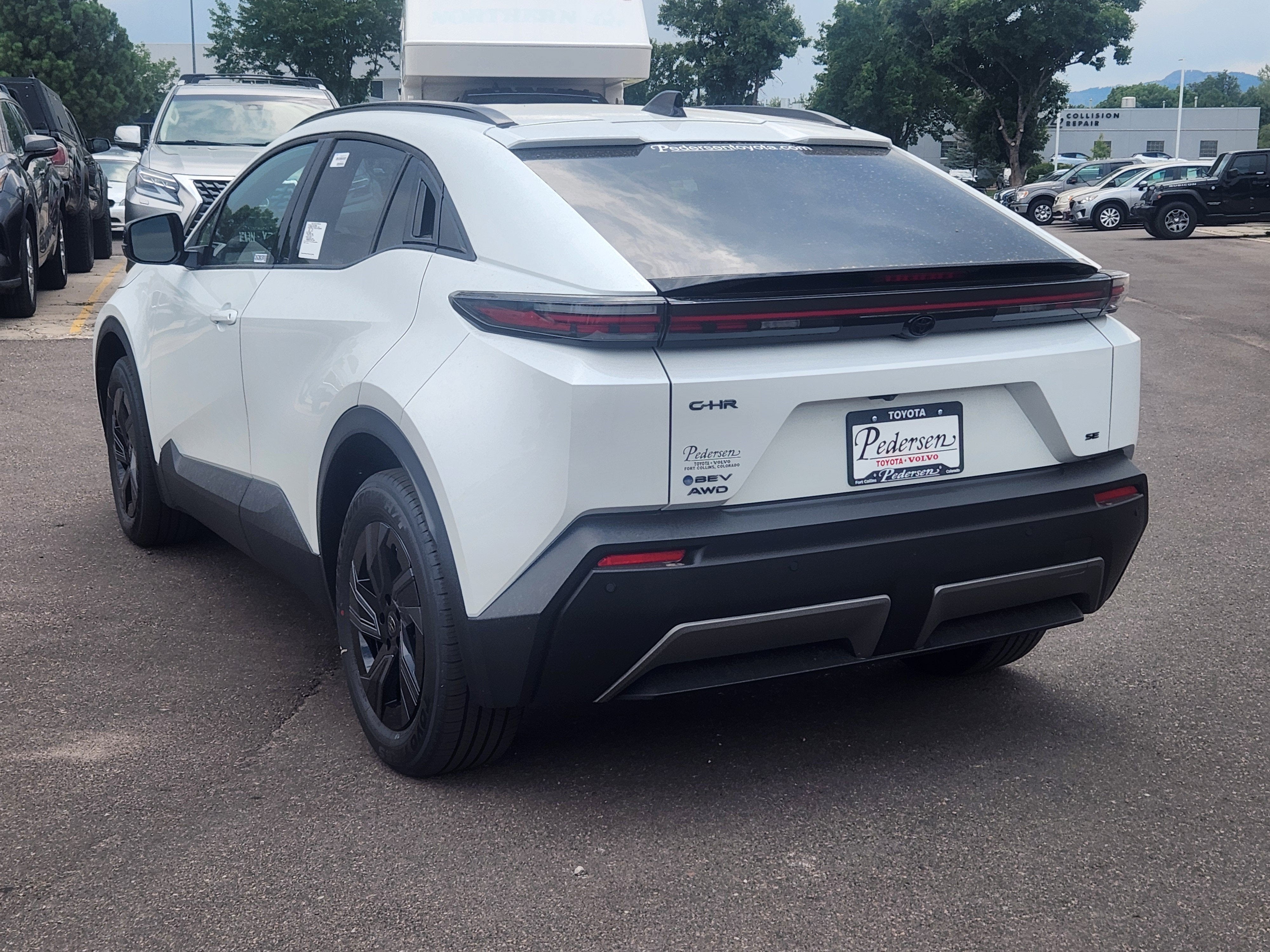 2026 Toyota C-HR SE