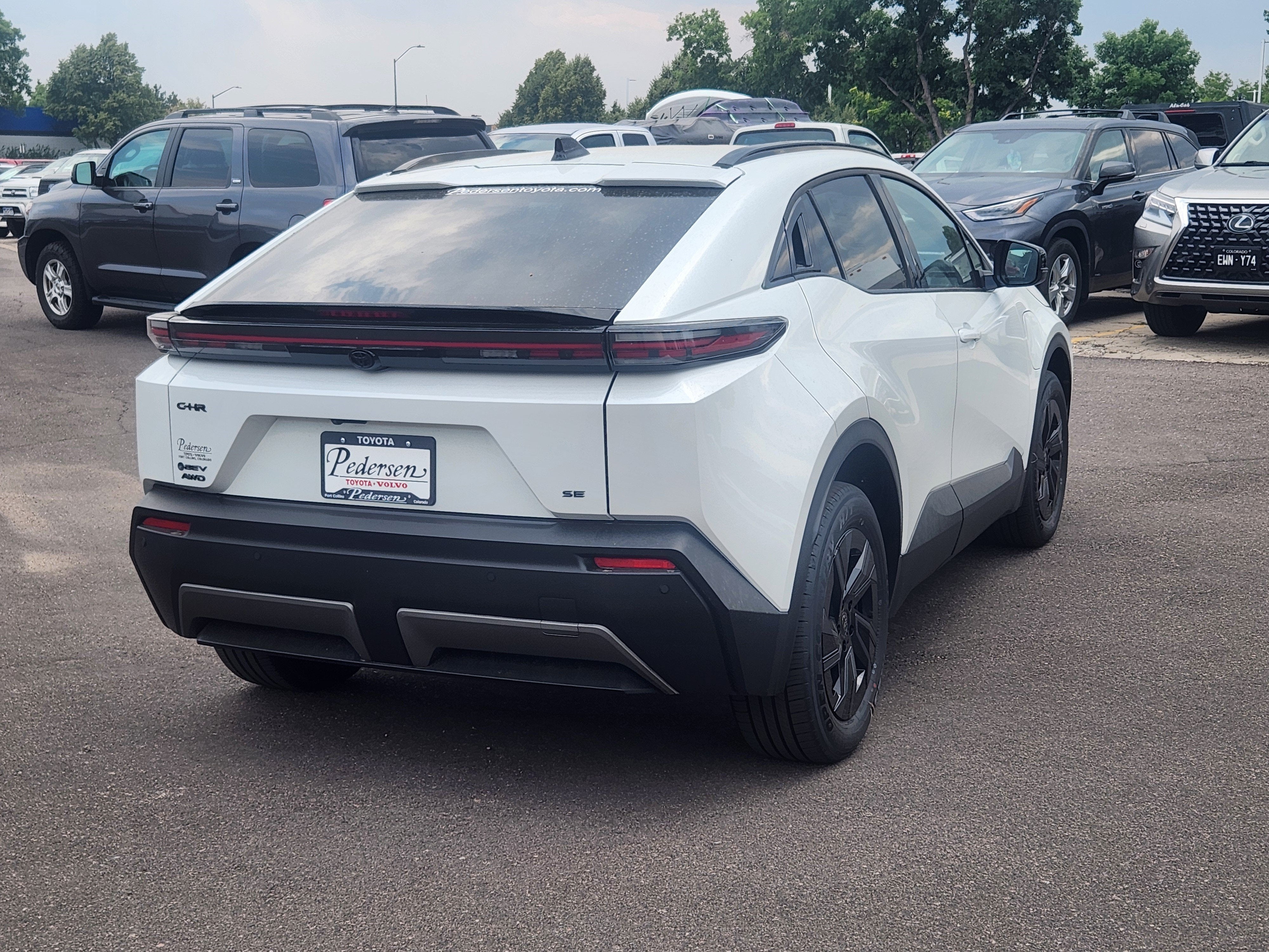 2026 Toyota C-HR SE