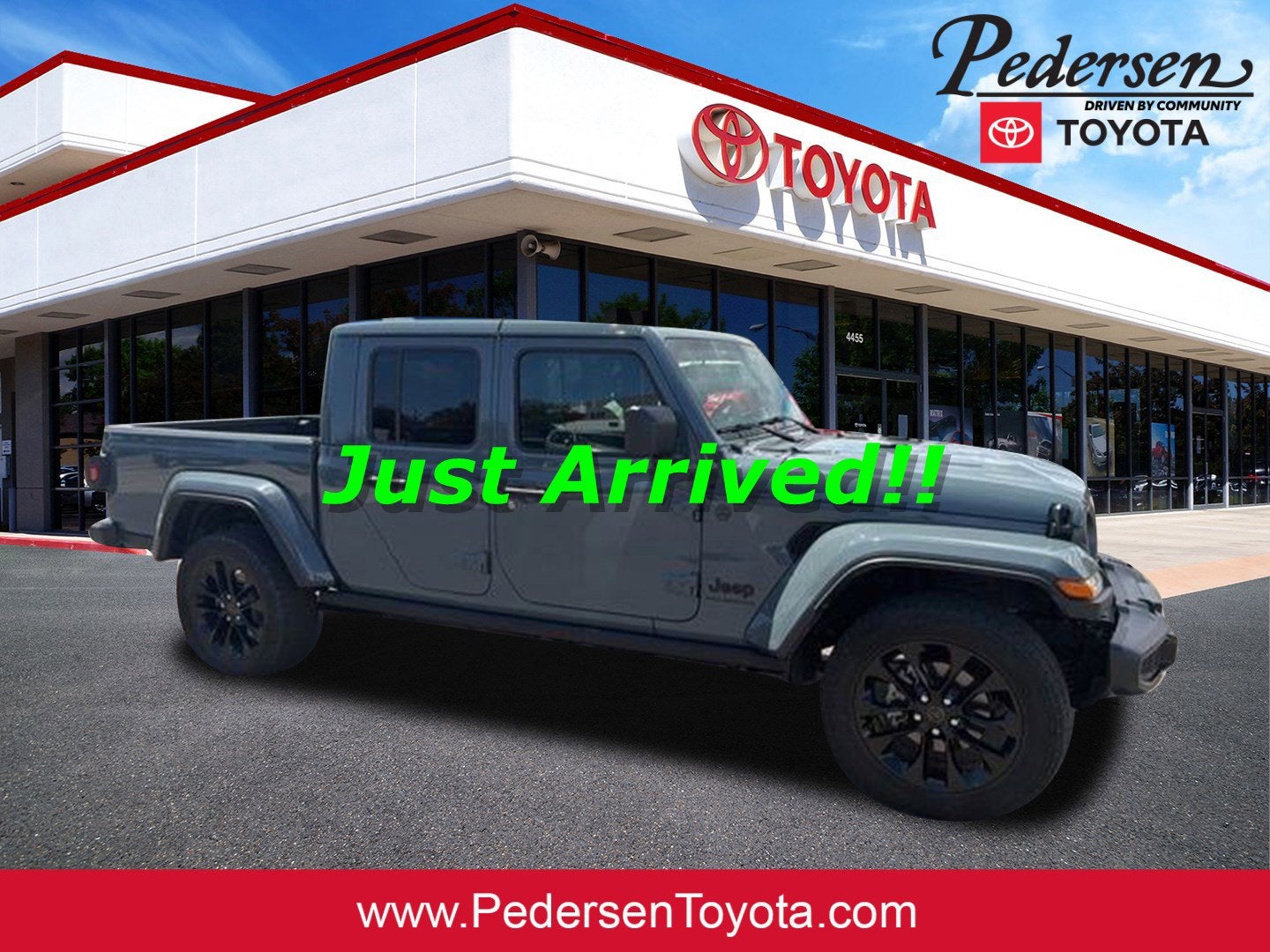 2025 Jeep Gladiator Nighthawk Auto's photo