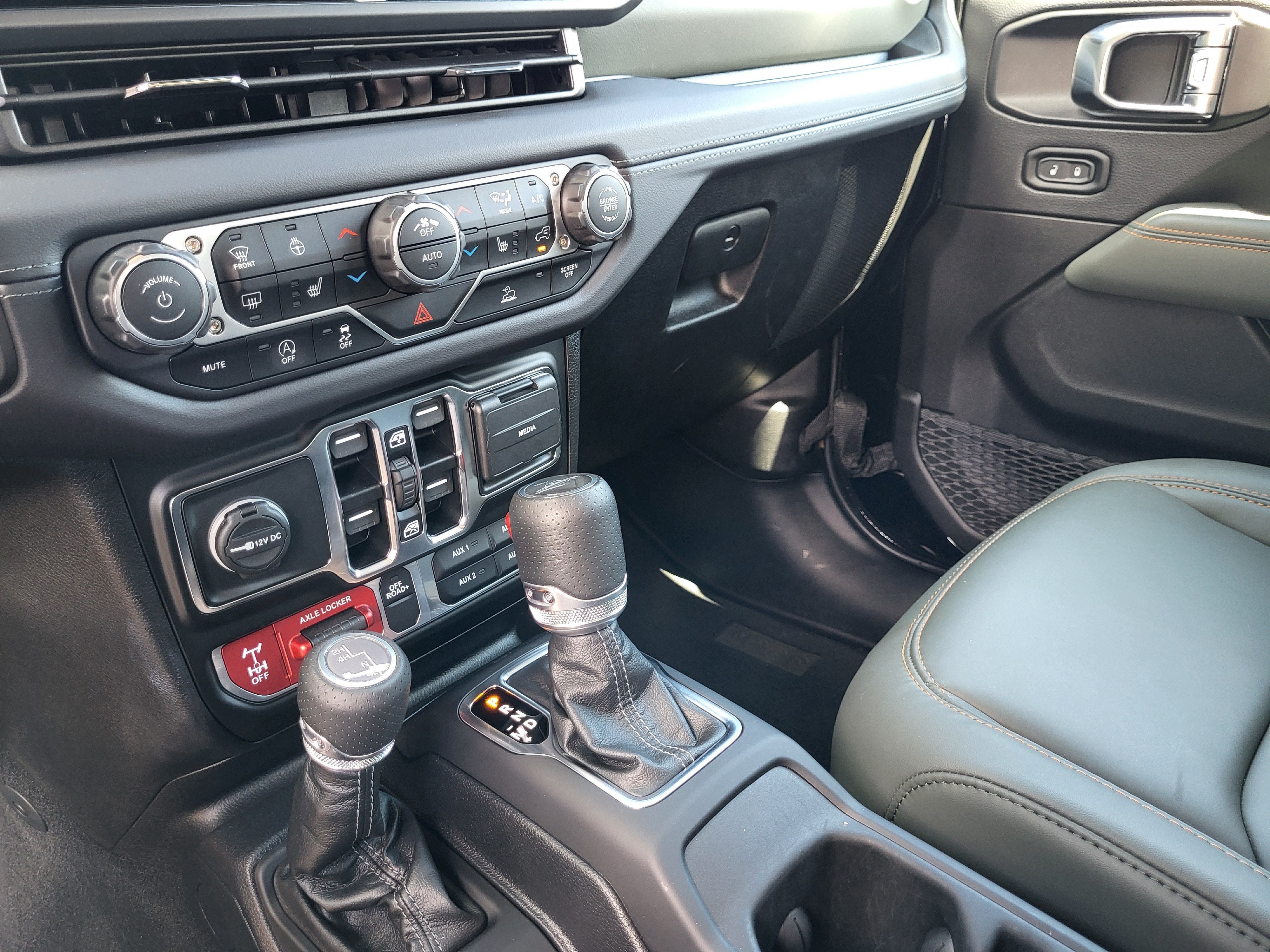 2025 Jeep Gladiator Mojave