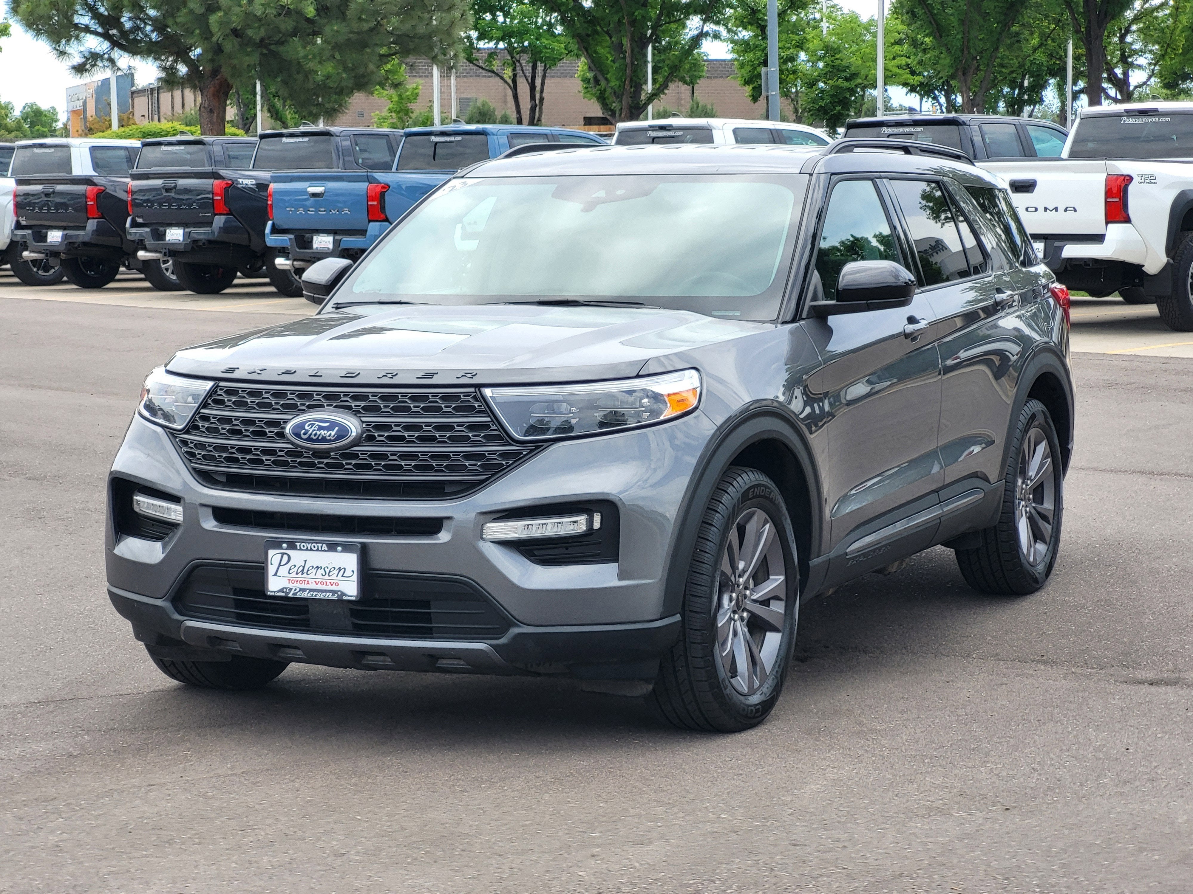 2023 Ford Explorer XLT