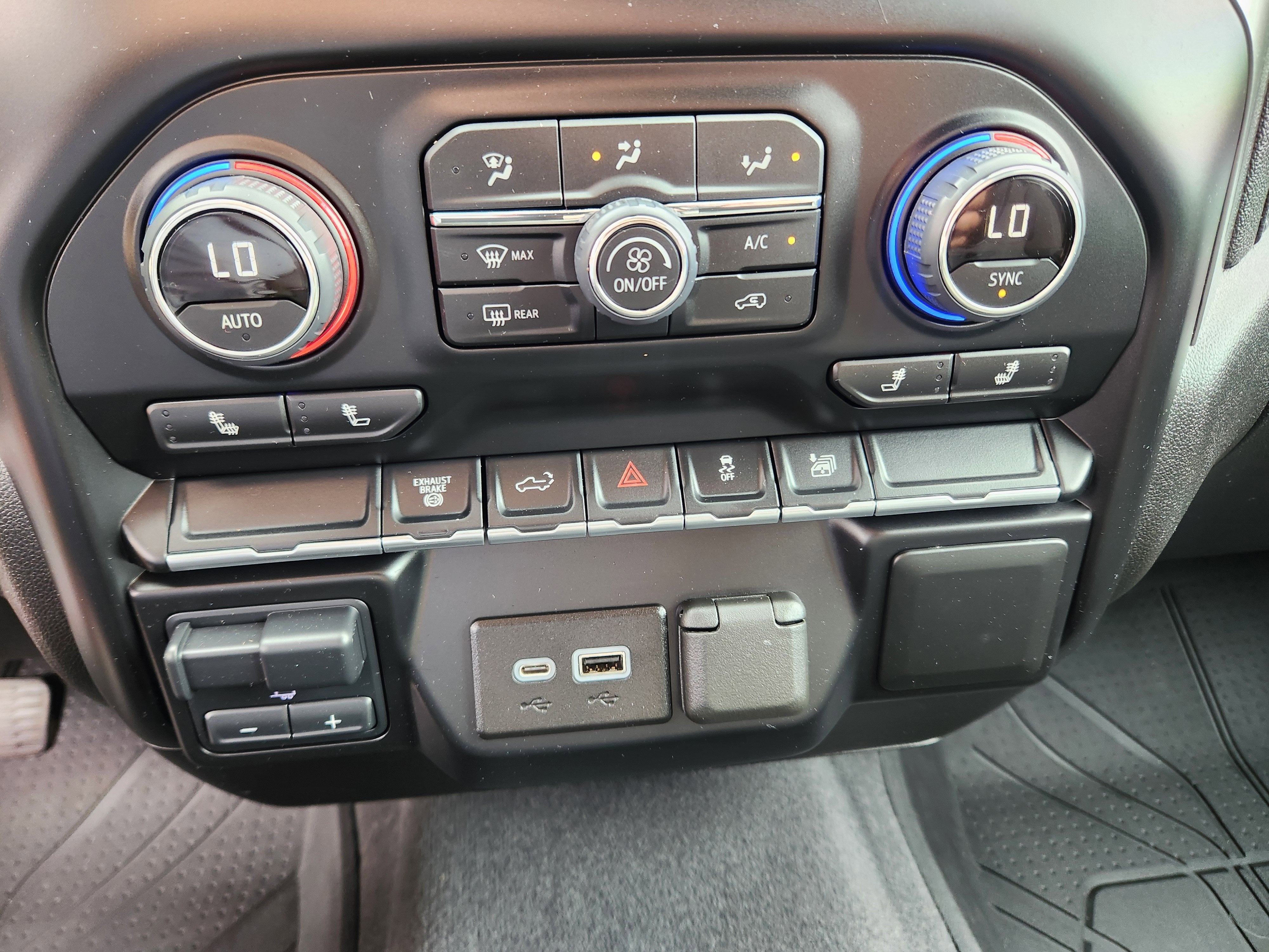 2022 Chevrolet Silverado 3500HD LT