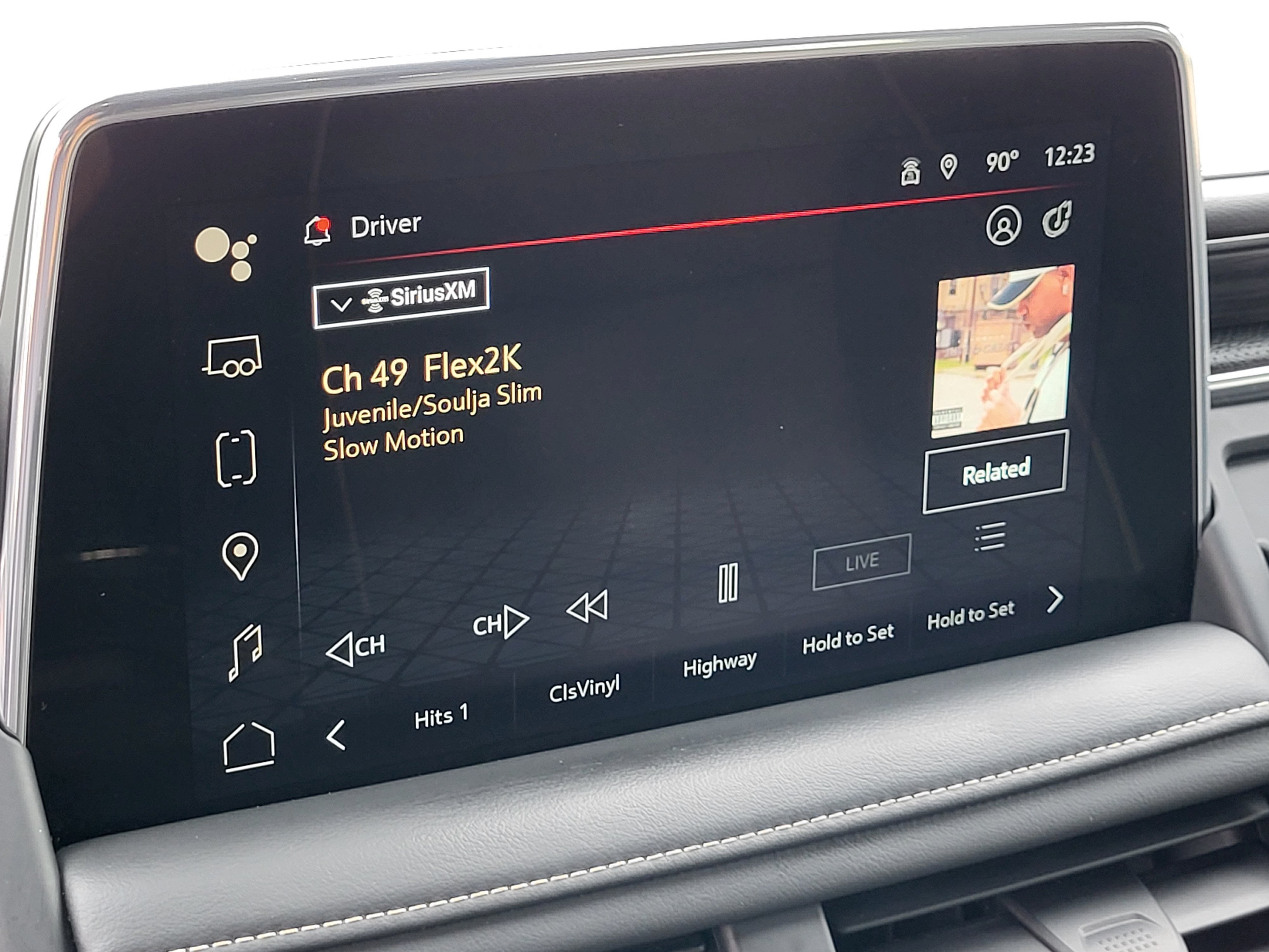 2023 GMC Yukon XL SLT