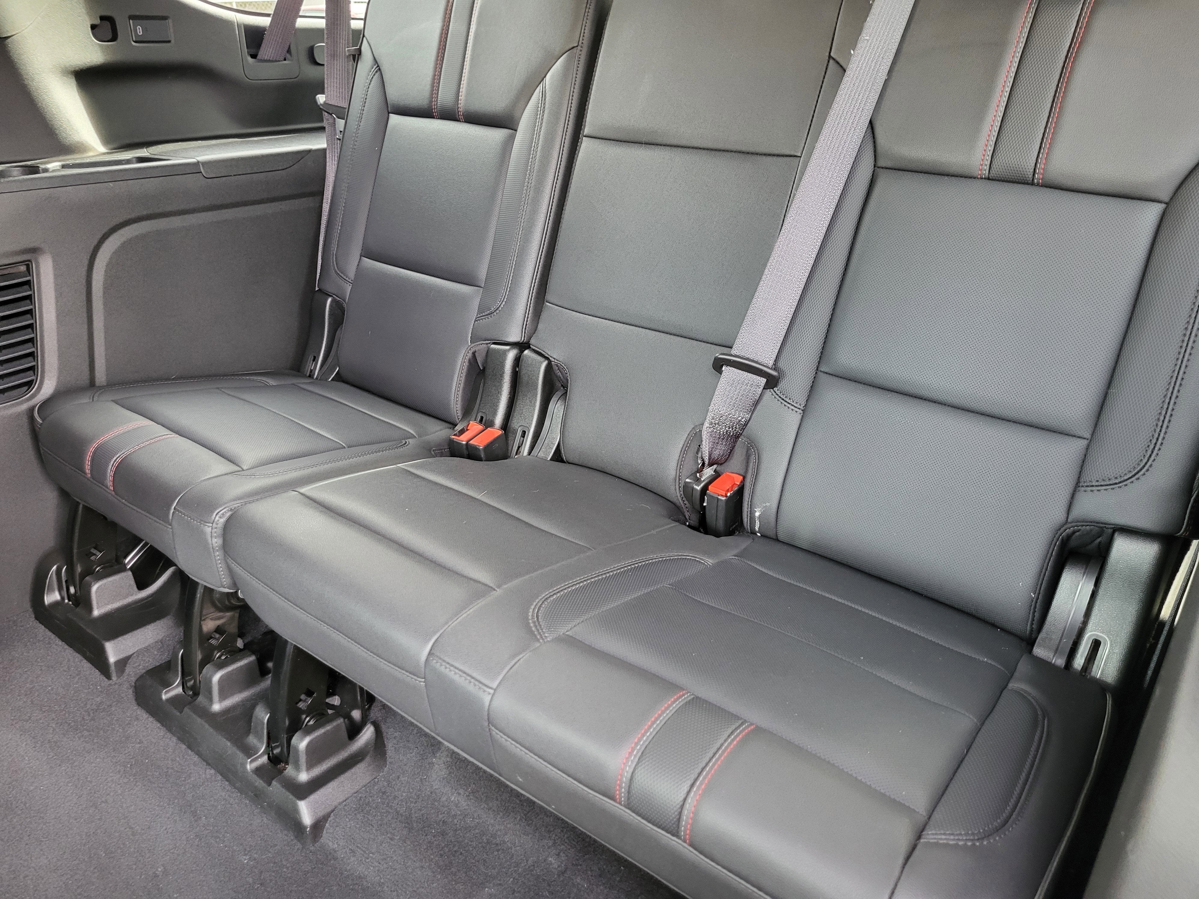 2021 Chevrolet Suburban RST