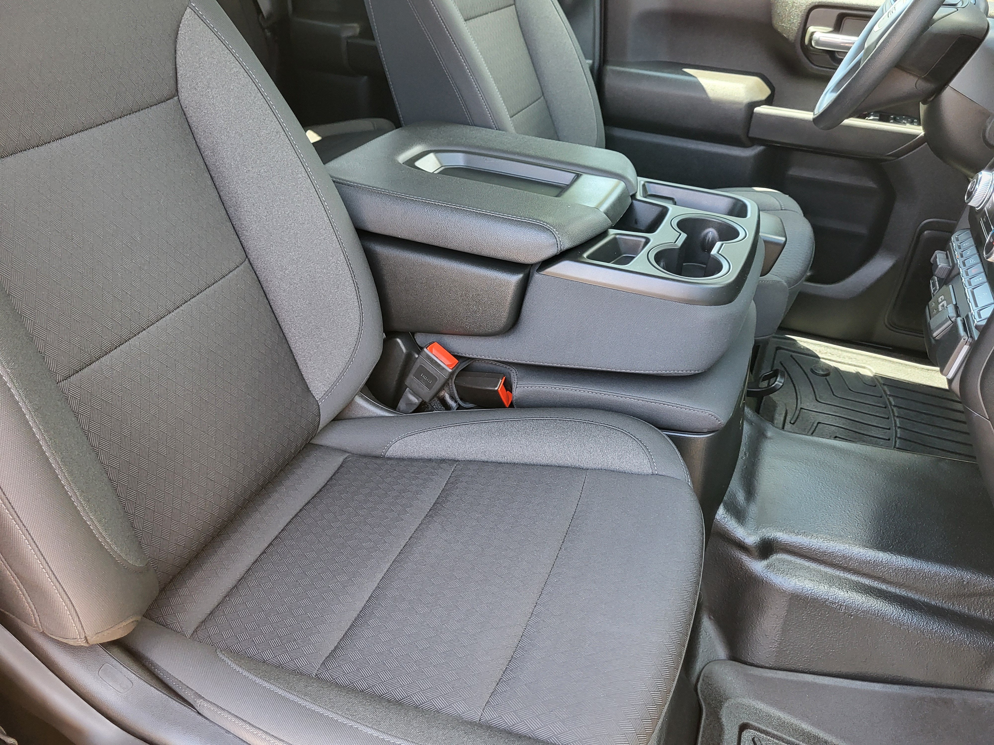 2025 GMC Sierra 2500HD Pro