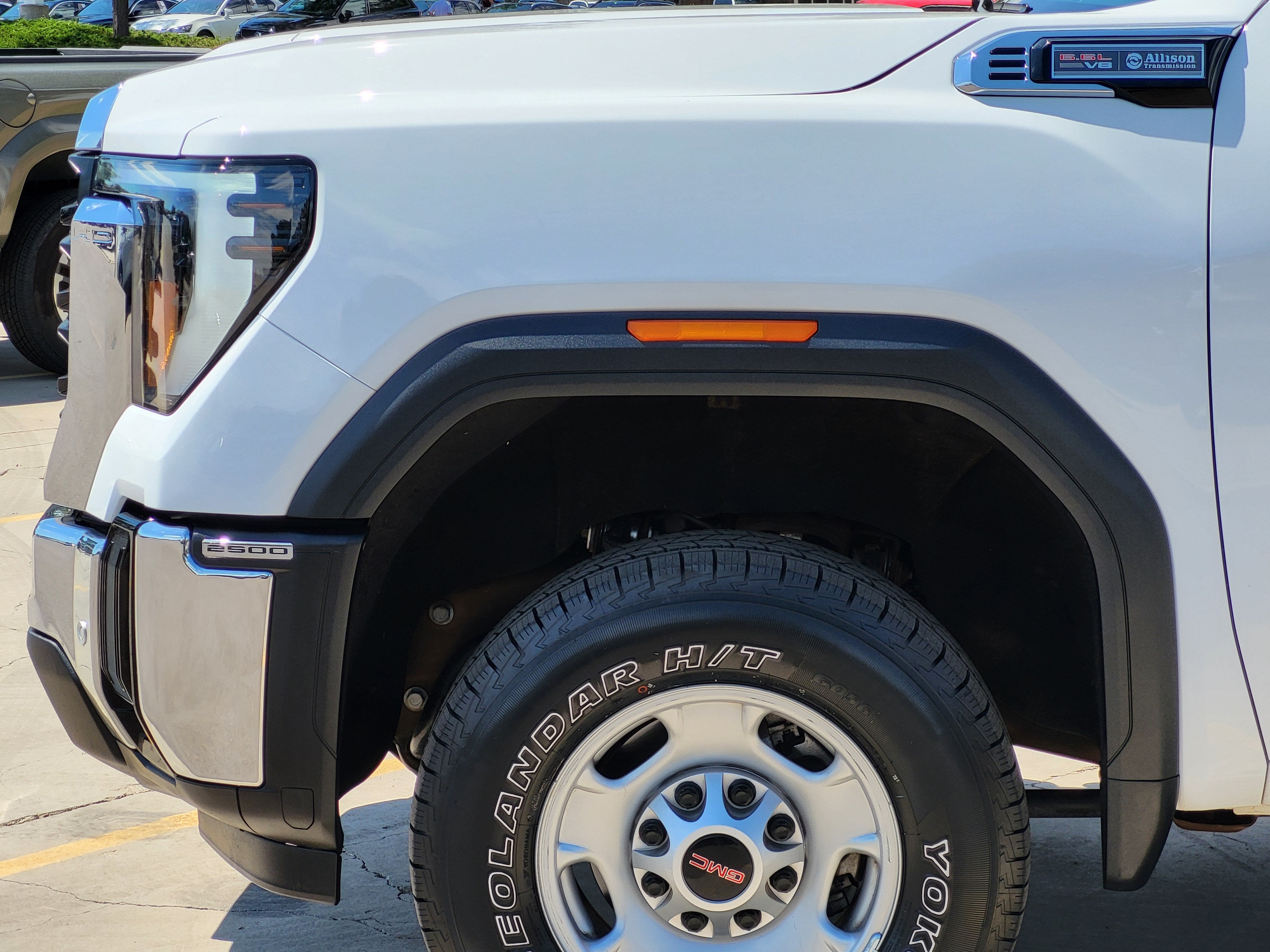 2025 GMC Sierra 2500HD Pro
