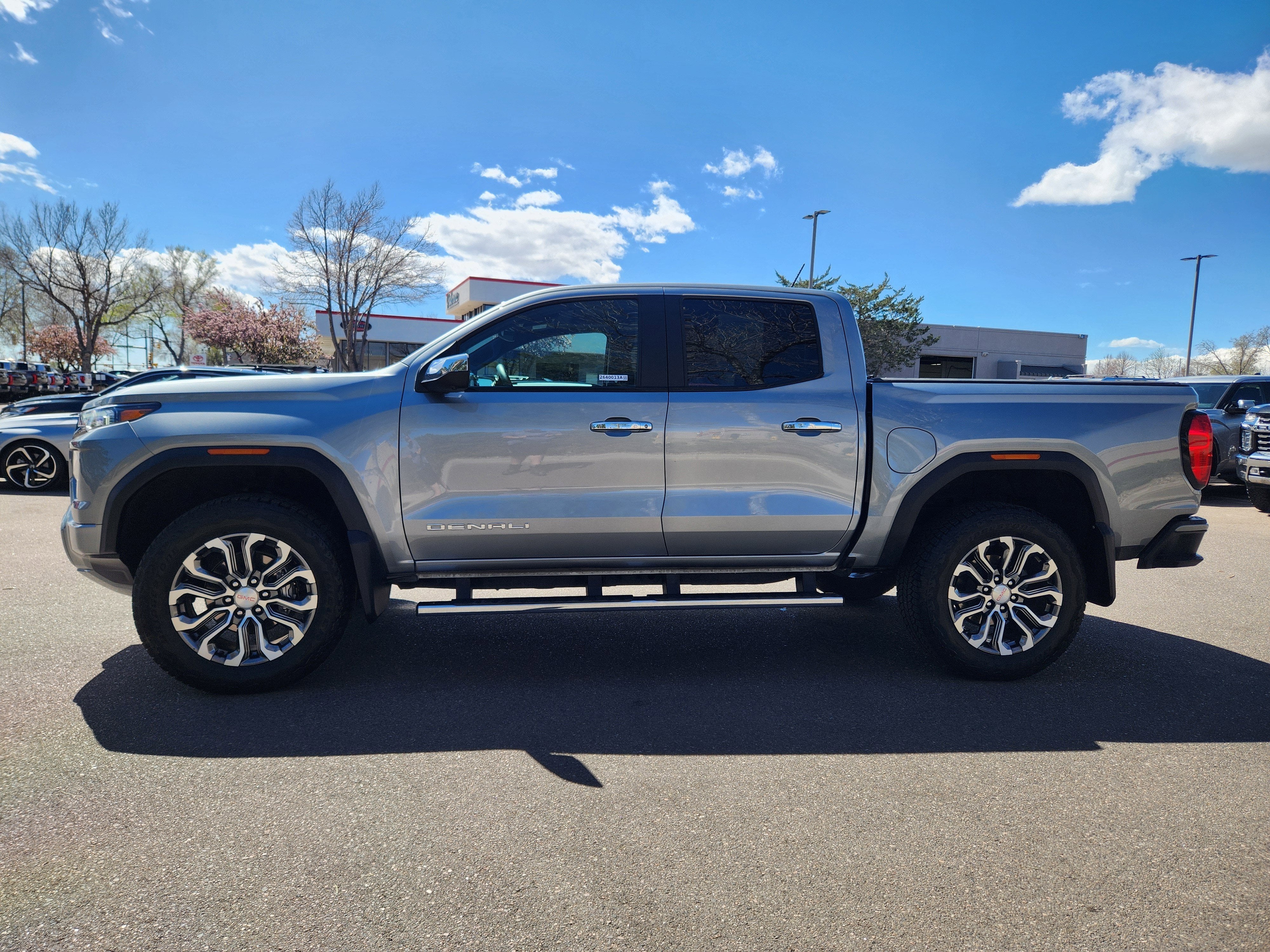 2024 GMC Canyon Denali