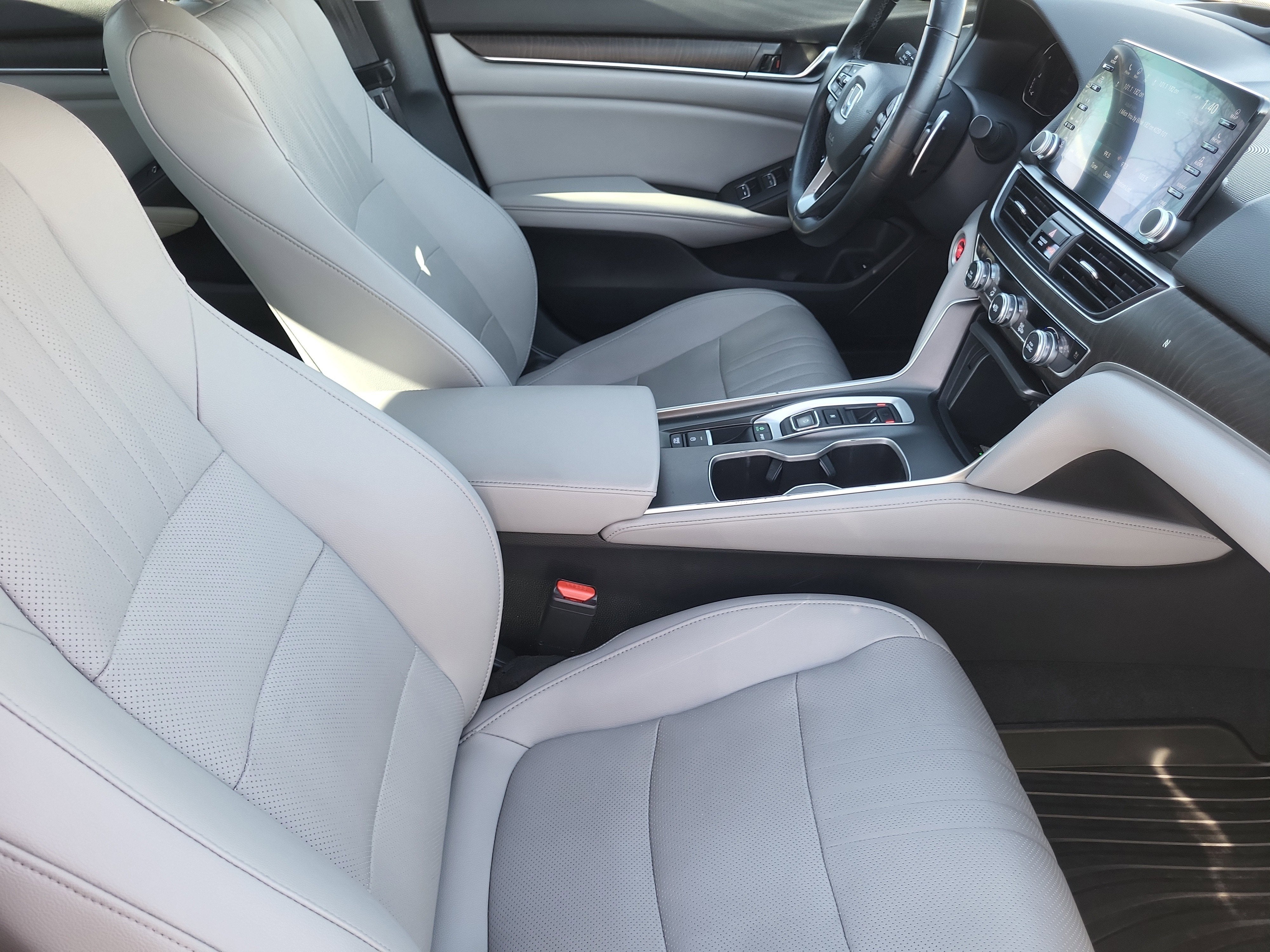 2019 Honda Accord Touring 2.0T