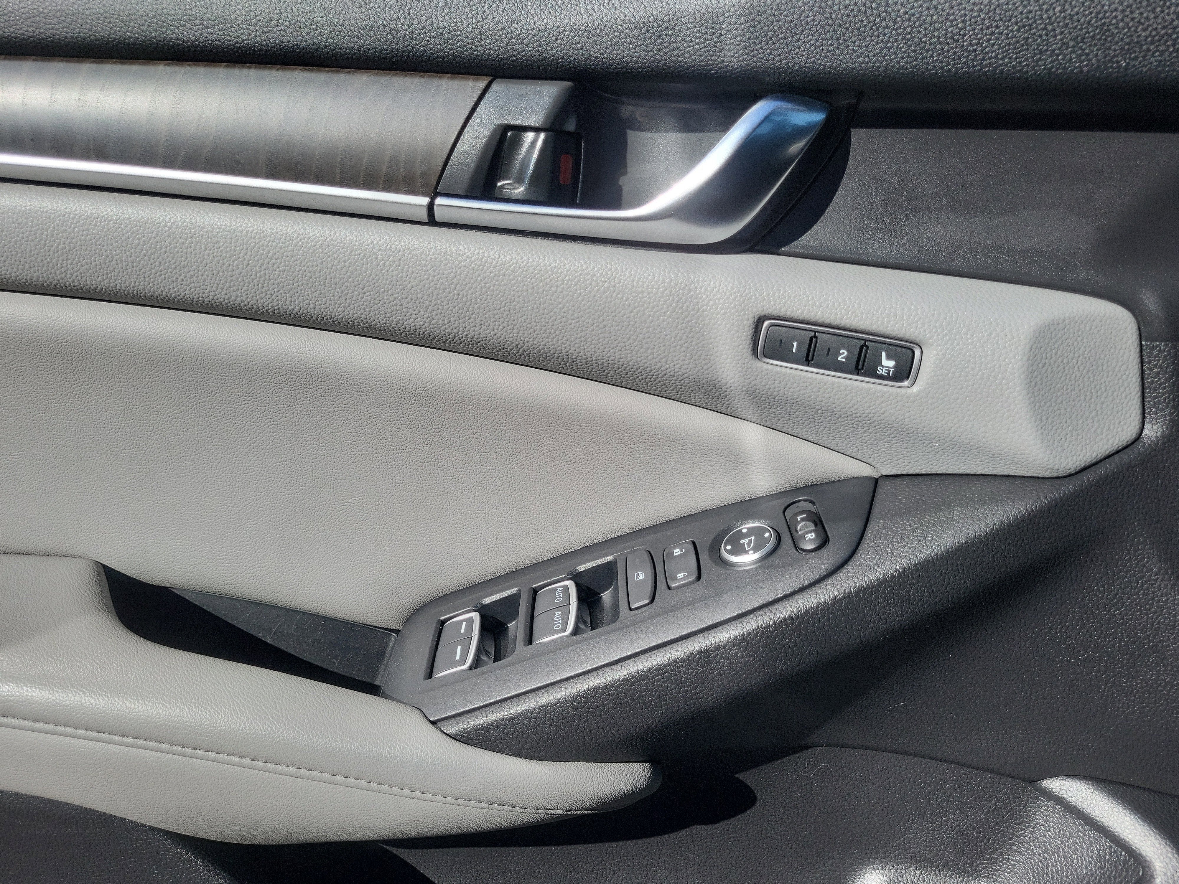 2019 Honda Accord Touring 2.0T