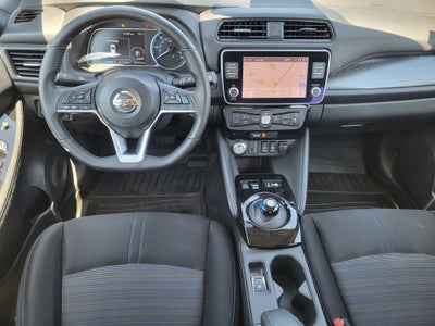 2022 Nissan Leaf SV Plus