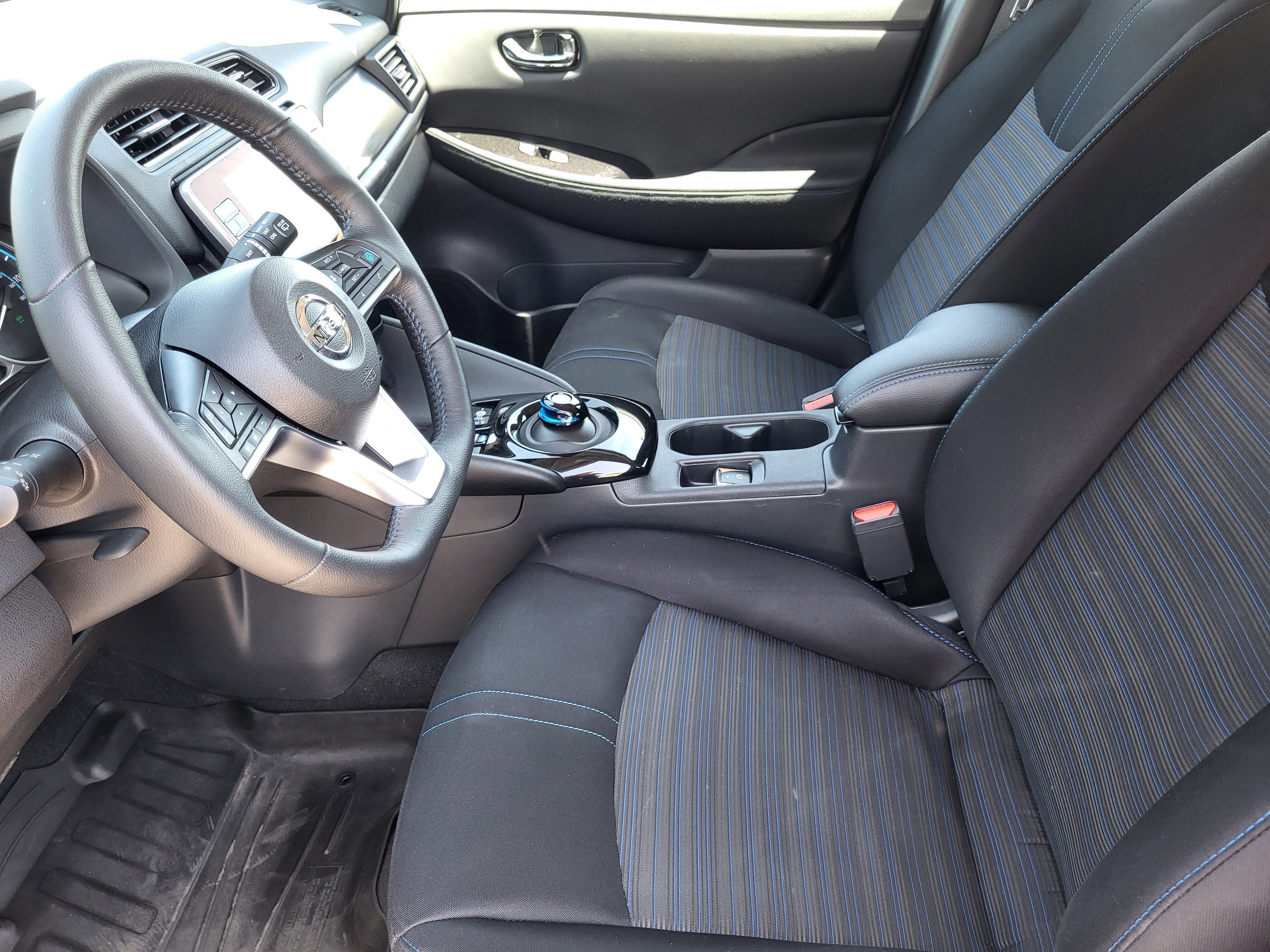 2022 Nissan Leaf SV Plus