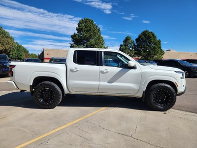 2022 Nissan Frontier SV