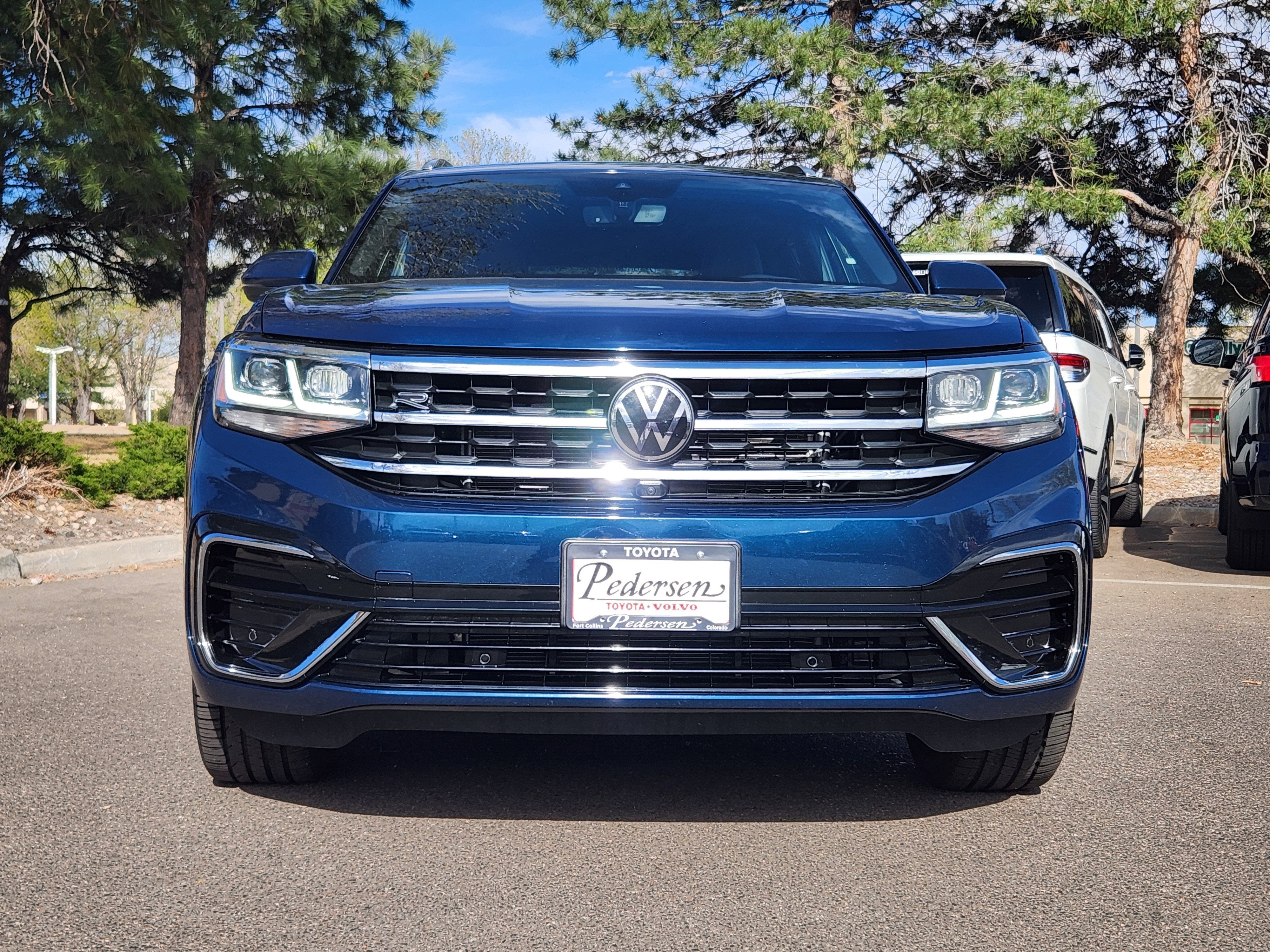 2023 Volkswagen Atlas Cross Sport 3.6L V6 SEL Premium R-Line