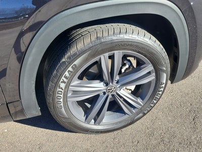 2021 Volkswagen Atlas Cross Sport 3.6L V6 SE w/Technology R-Line