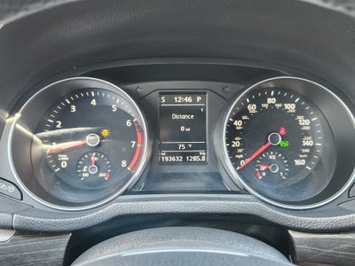 2017 Volkswagen Passat 1.8T SE
