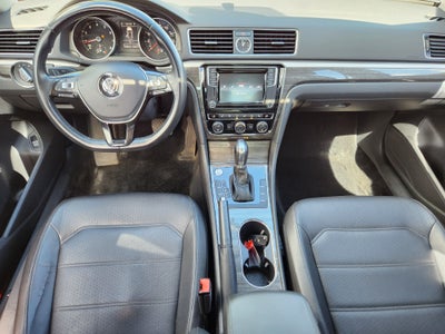 2017 Volkswagen Passat 1.8T SE