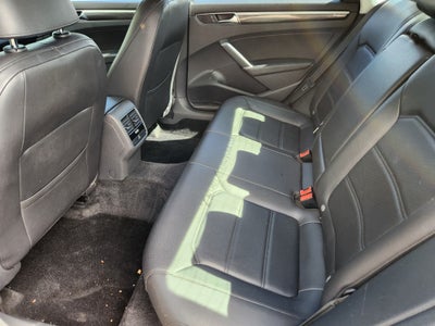 2017 Volkswagen Passat 1.8T SE