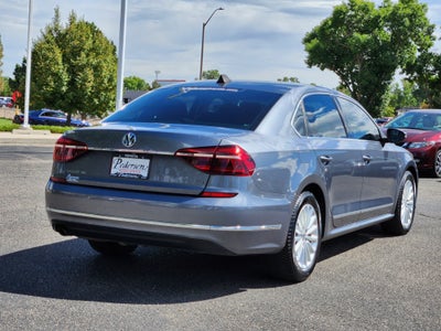 2017 Volkswagen Passat 1.8T SE
