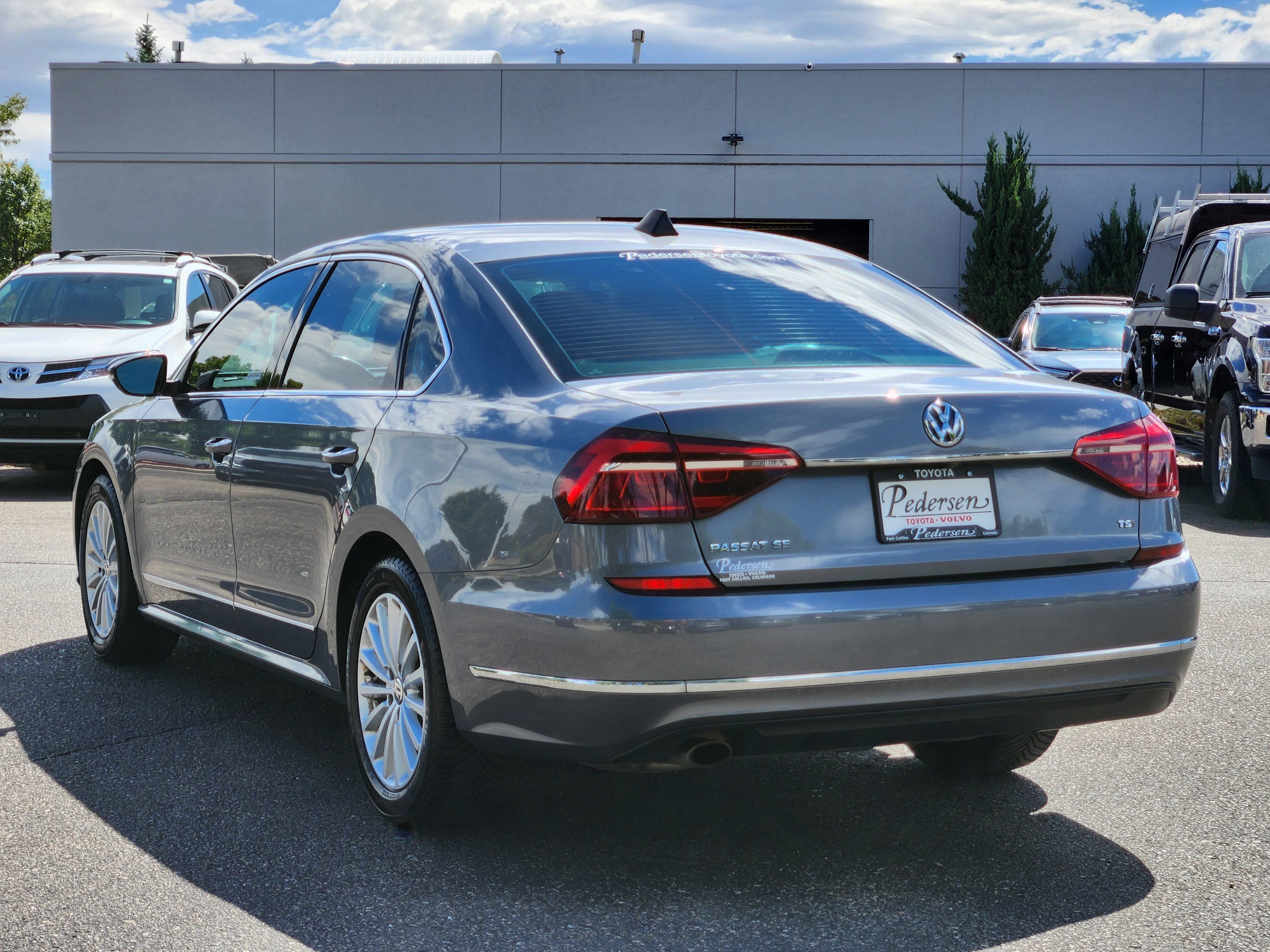 2017 Volkswagen Passat 1.8T SE