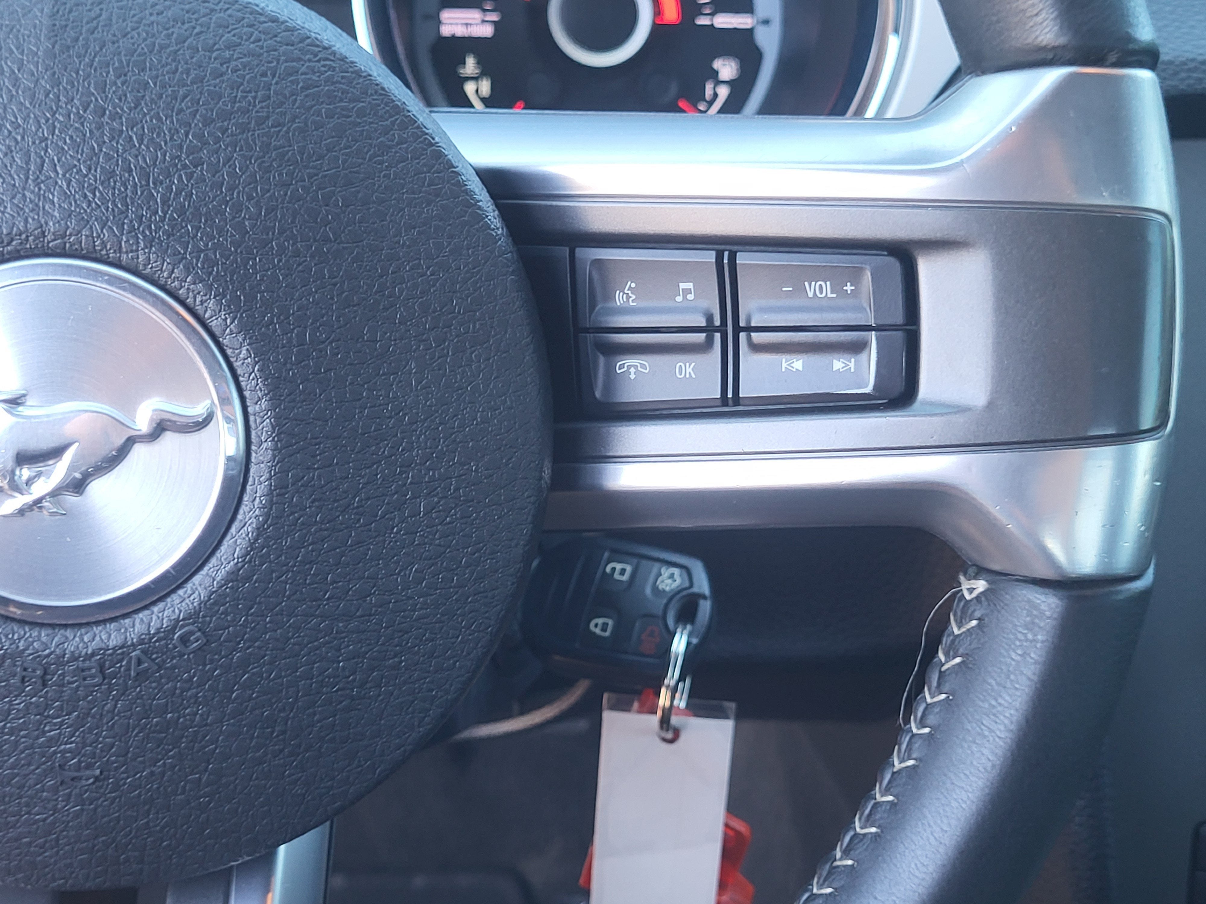 2013 Ford Mustang V6 Premium