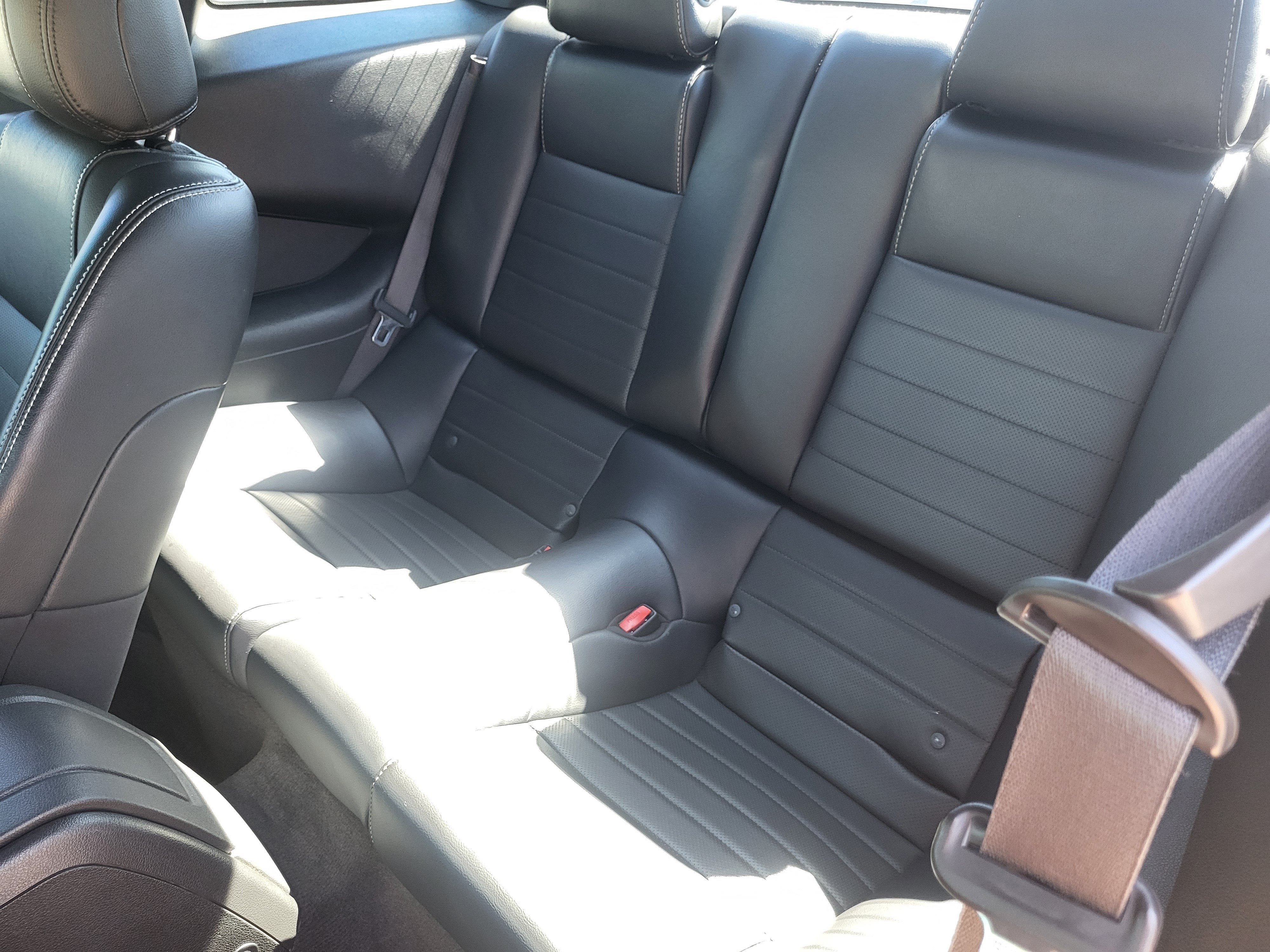 2013 Ford Mustang V6 Premium