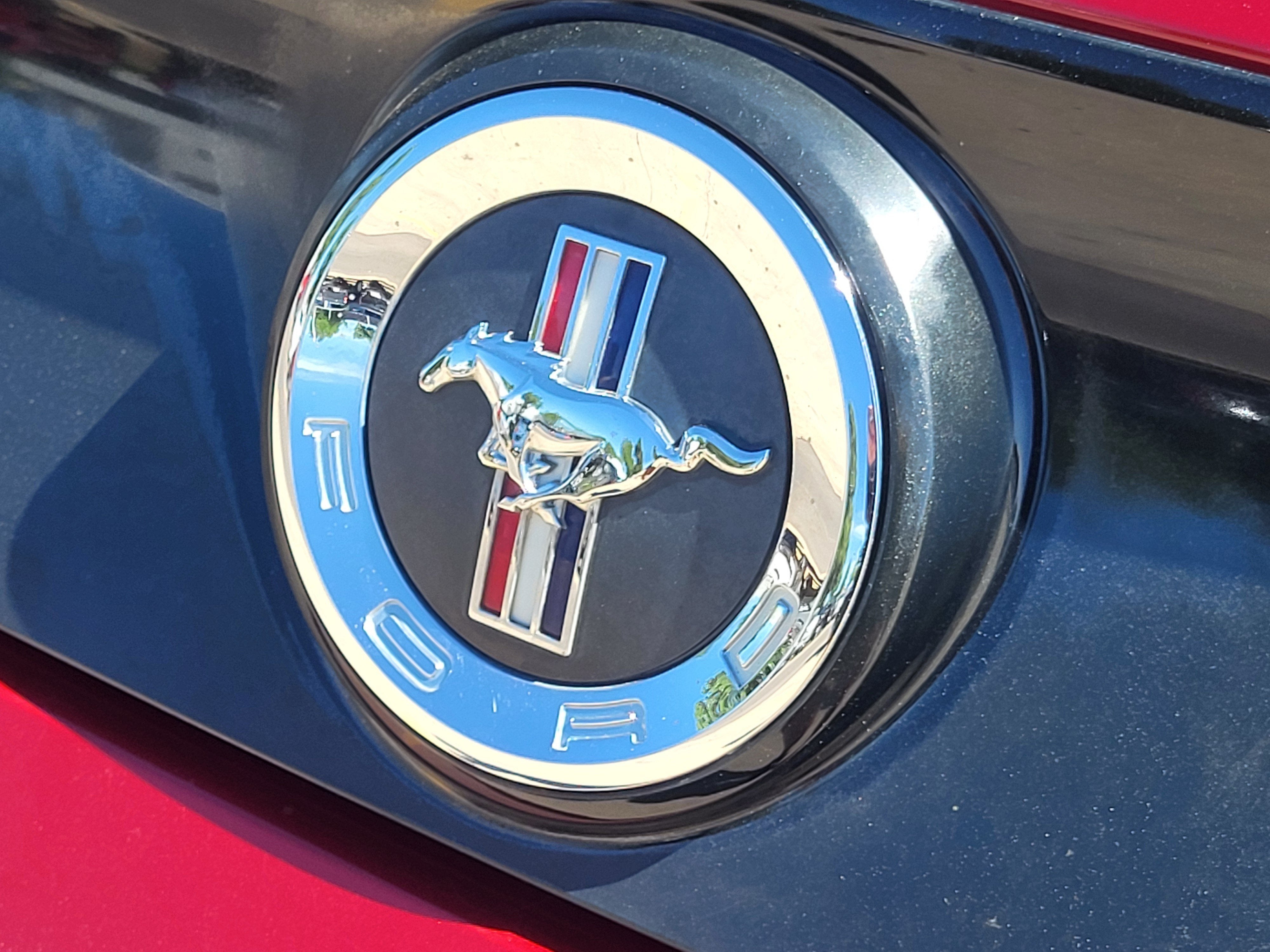 2013 Ford Mustang V6 Premium