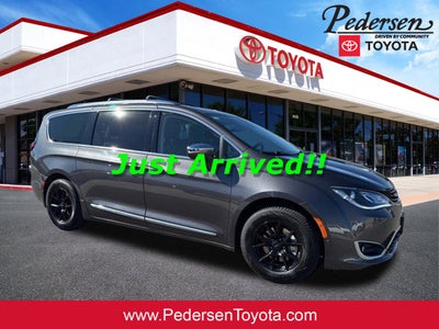 2019 Chrysler Pacifica Hybrid Limited