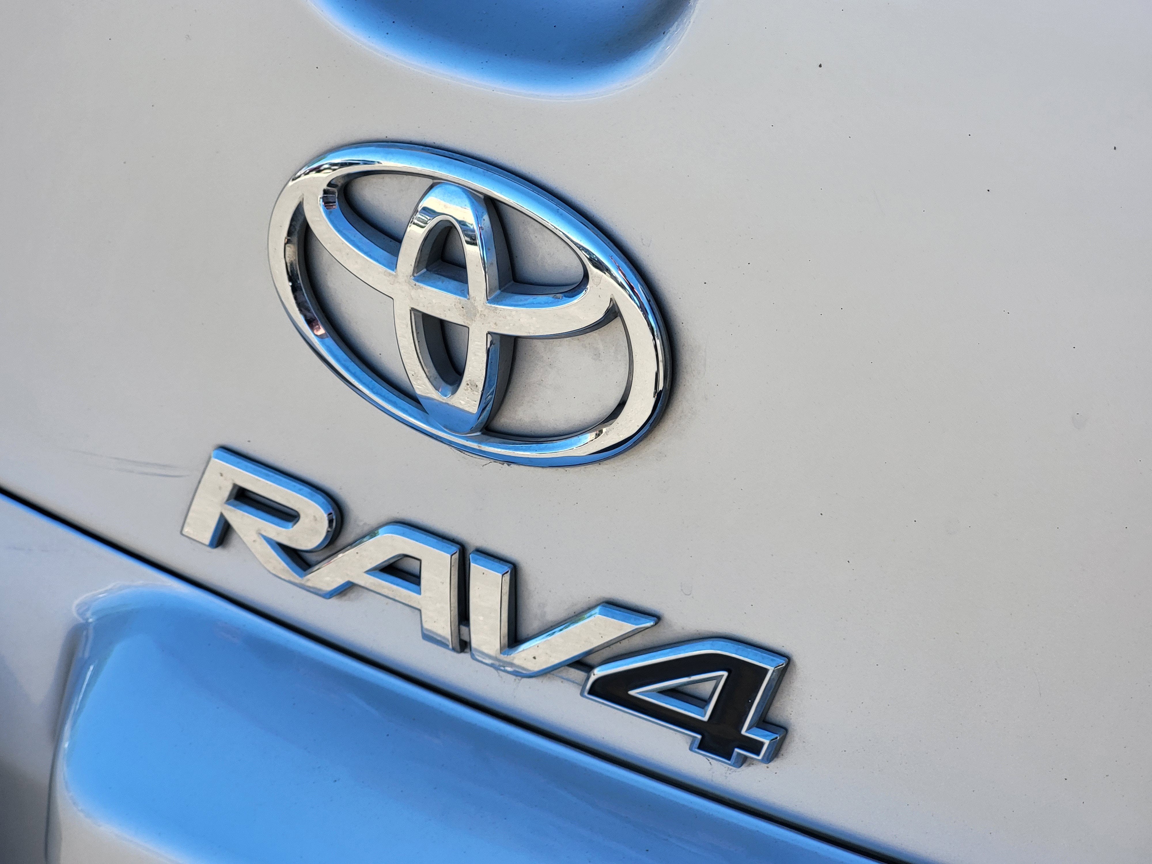 2011 Toyota RAV4 Base