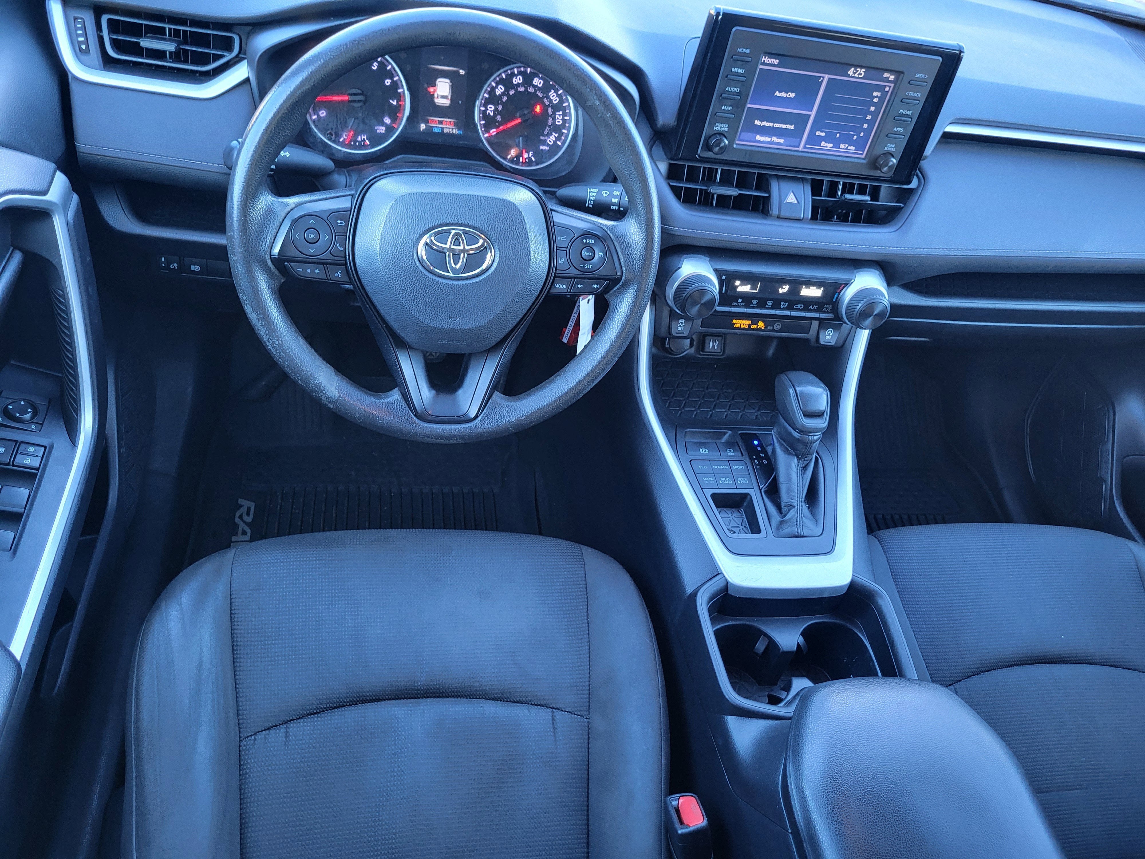 2019 Toyota RAV4 LE
