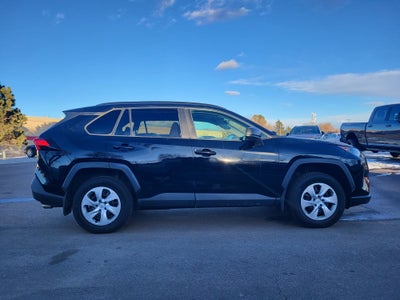 2019 Toyota RAV4 LE