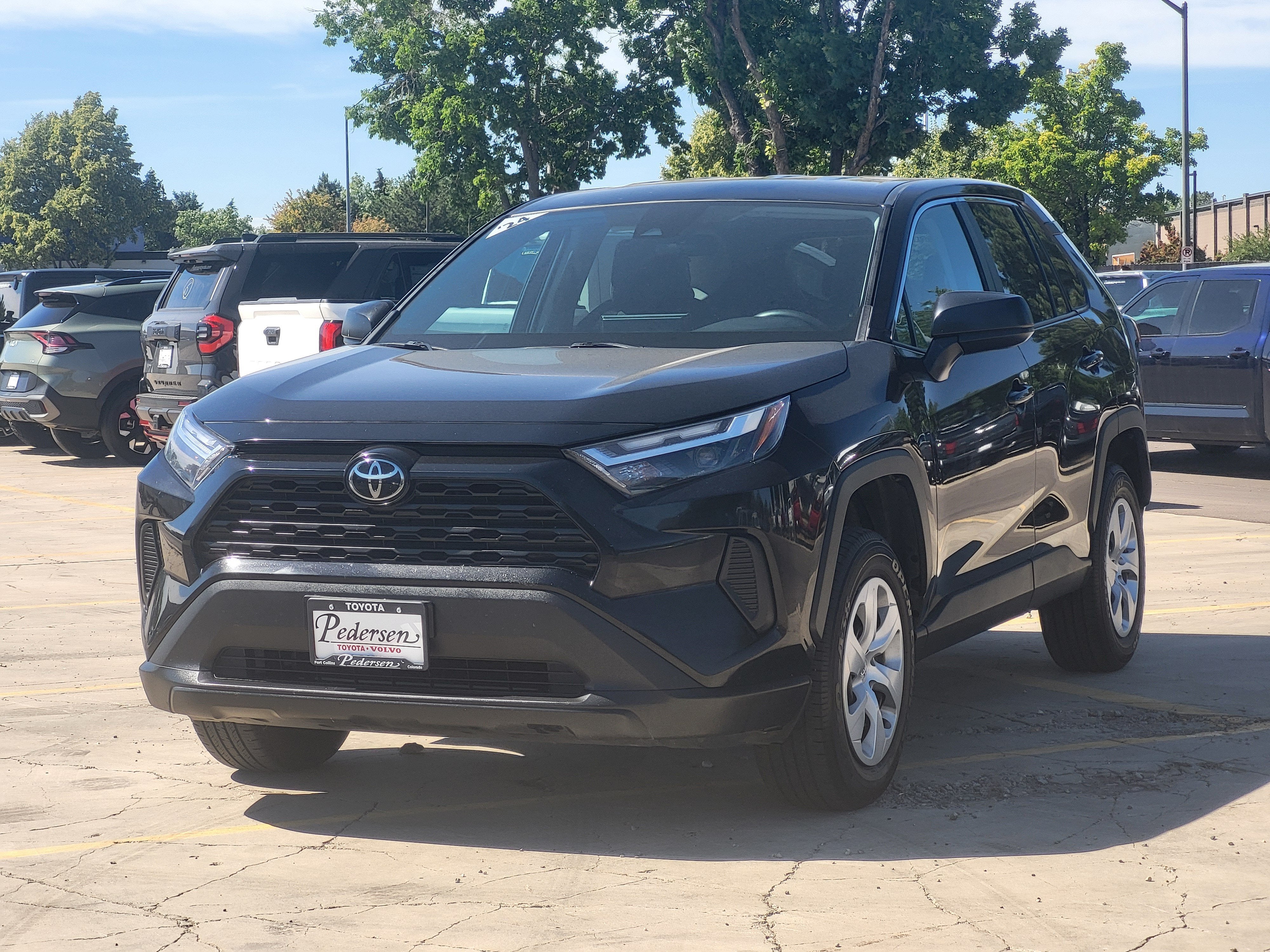 2024 Toyota RAV4 LE