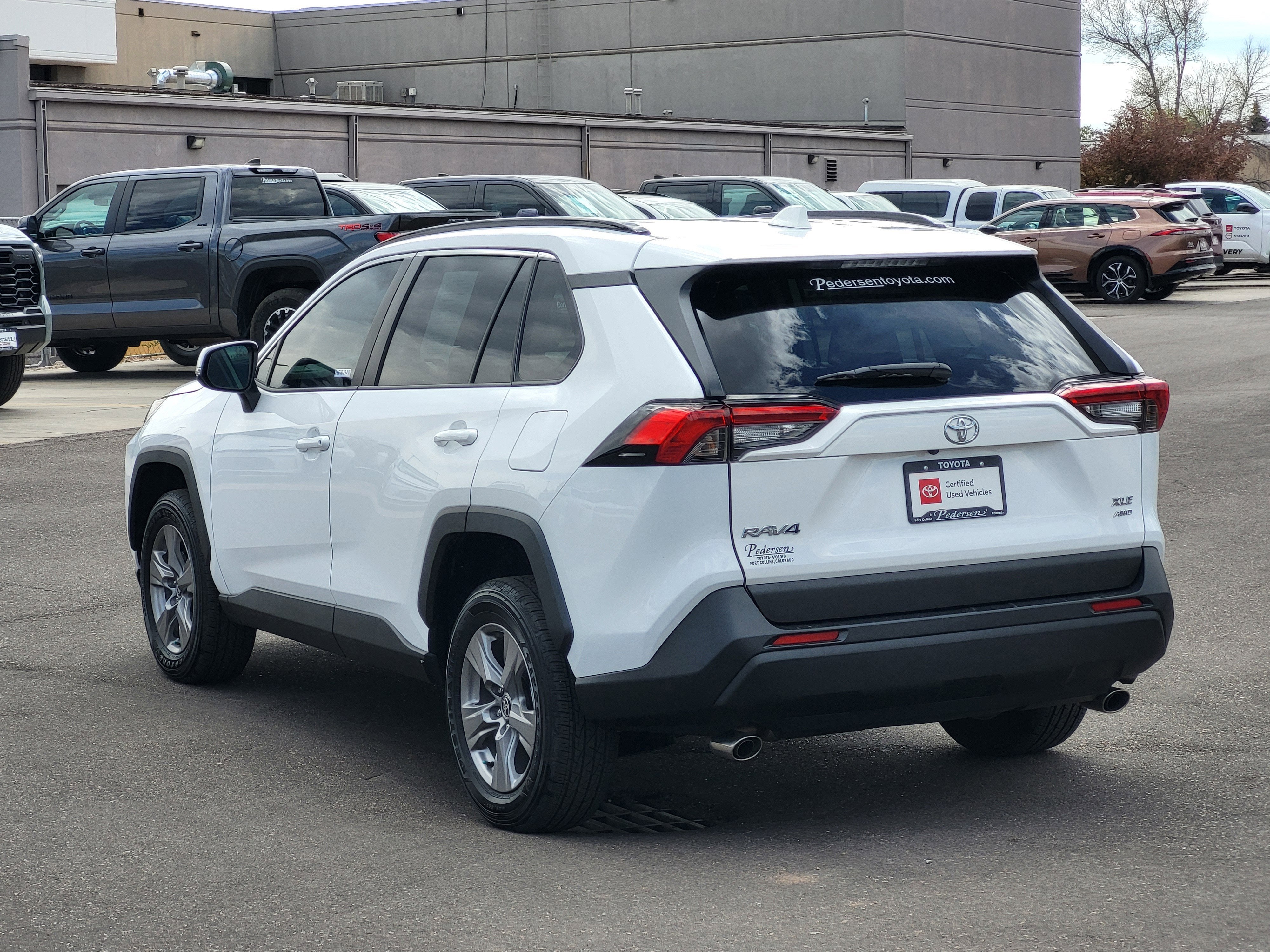 2024 Toyota RAV4 XLE