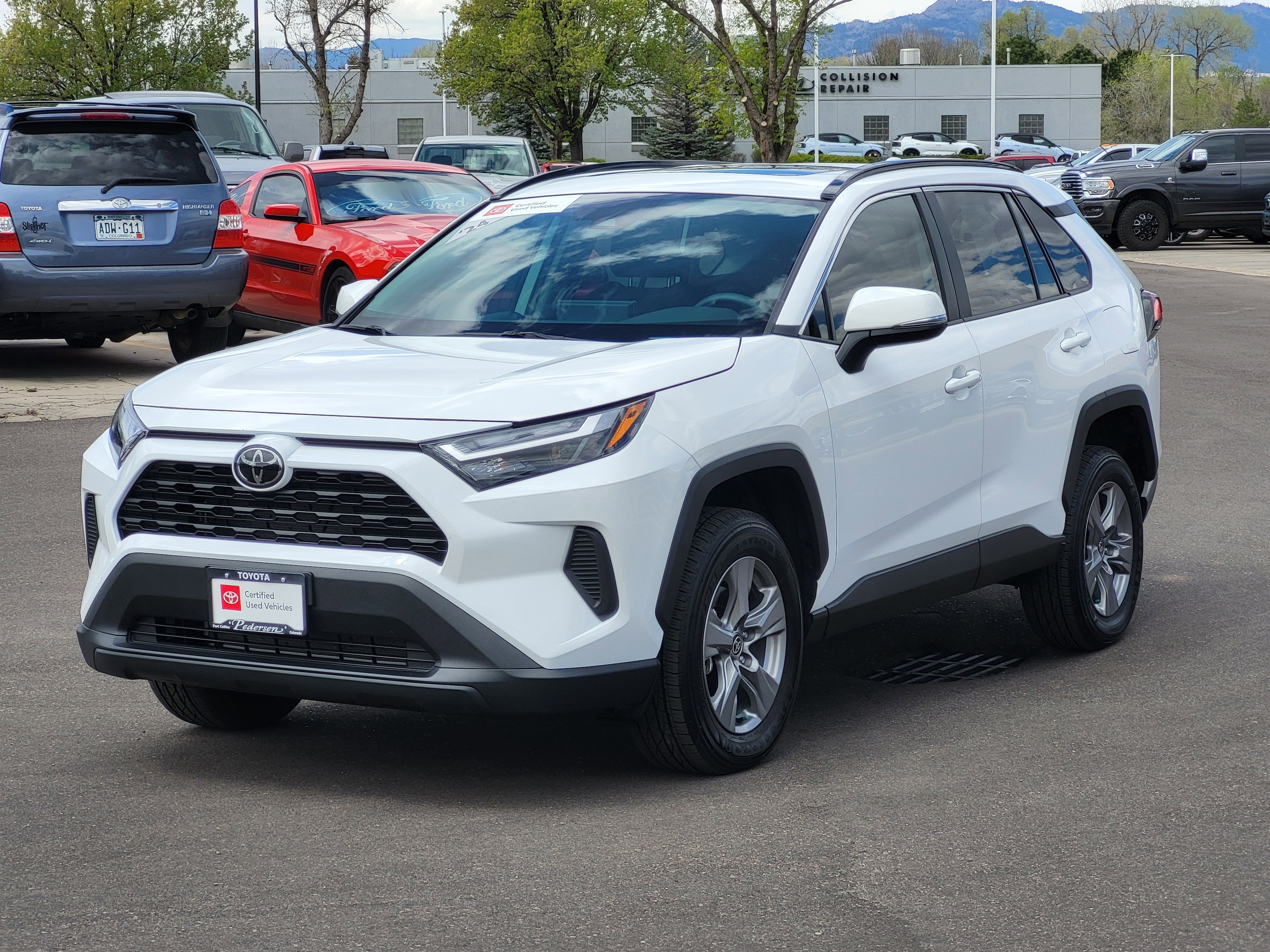 2024 Toyota RAV4 XLE