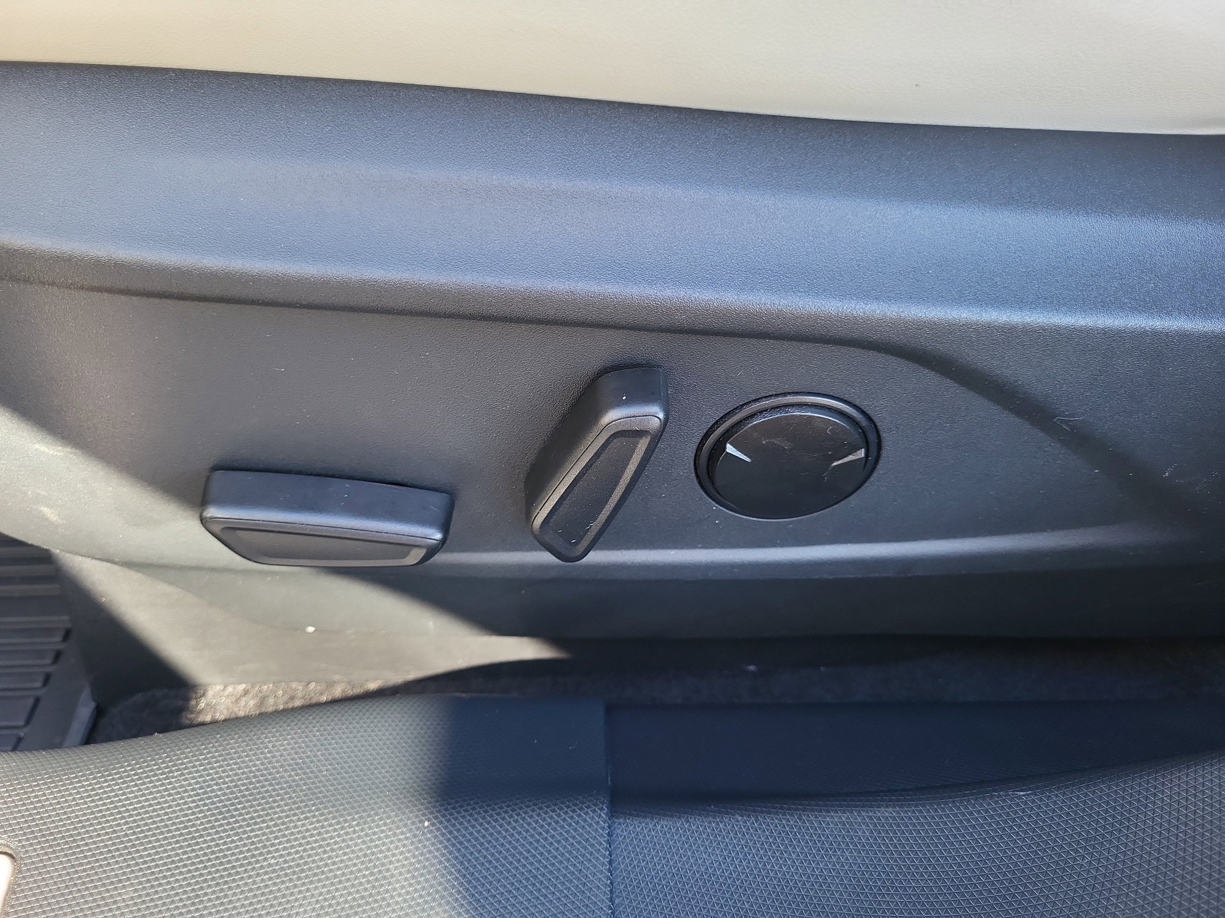 2022 Ford Mustang Mach-E Premium