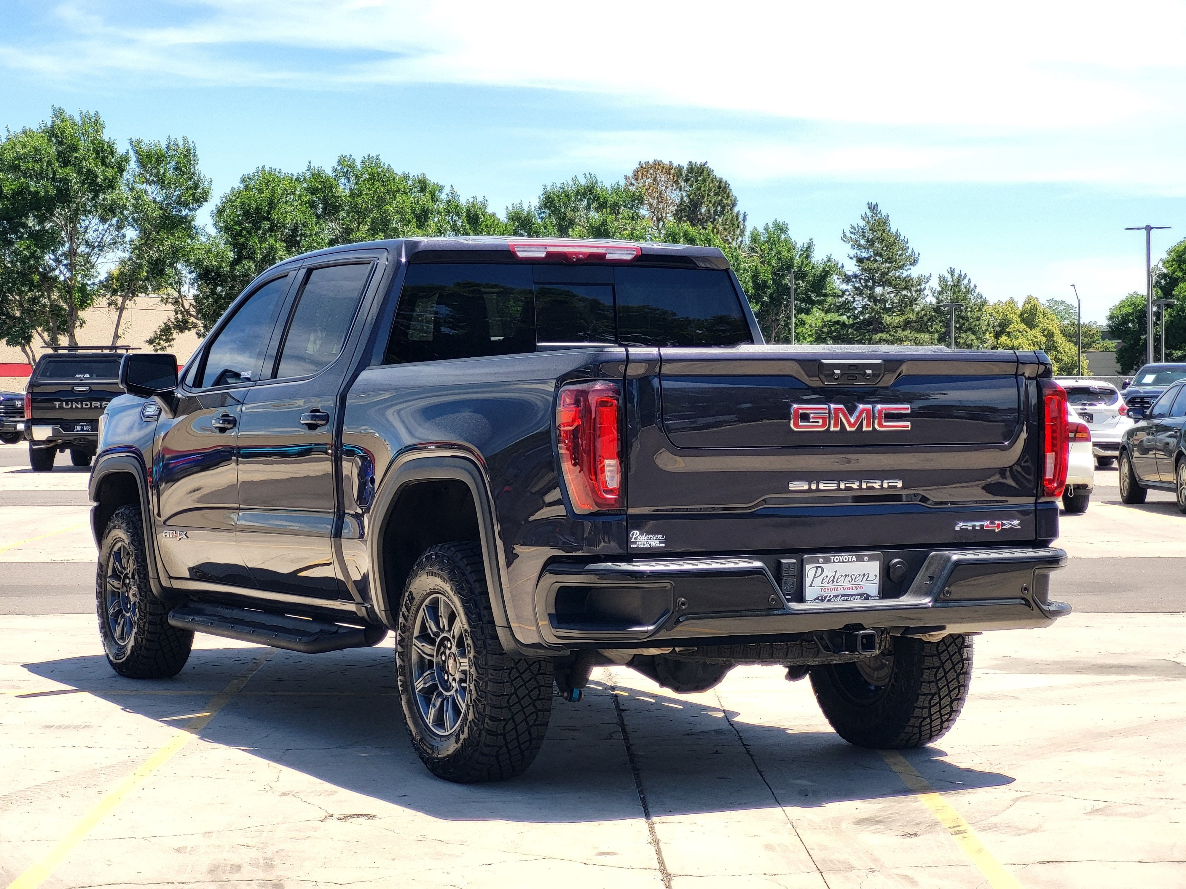 2024 GMC Sierra 1500 AT4X