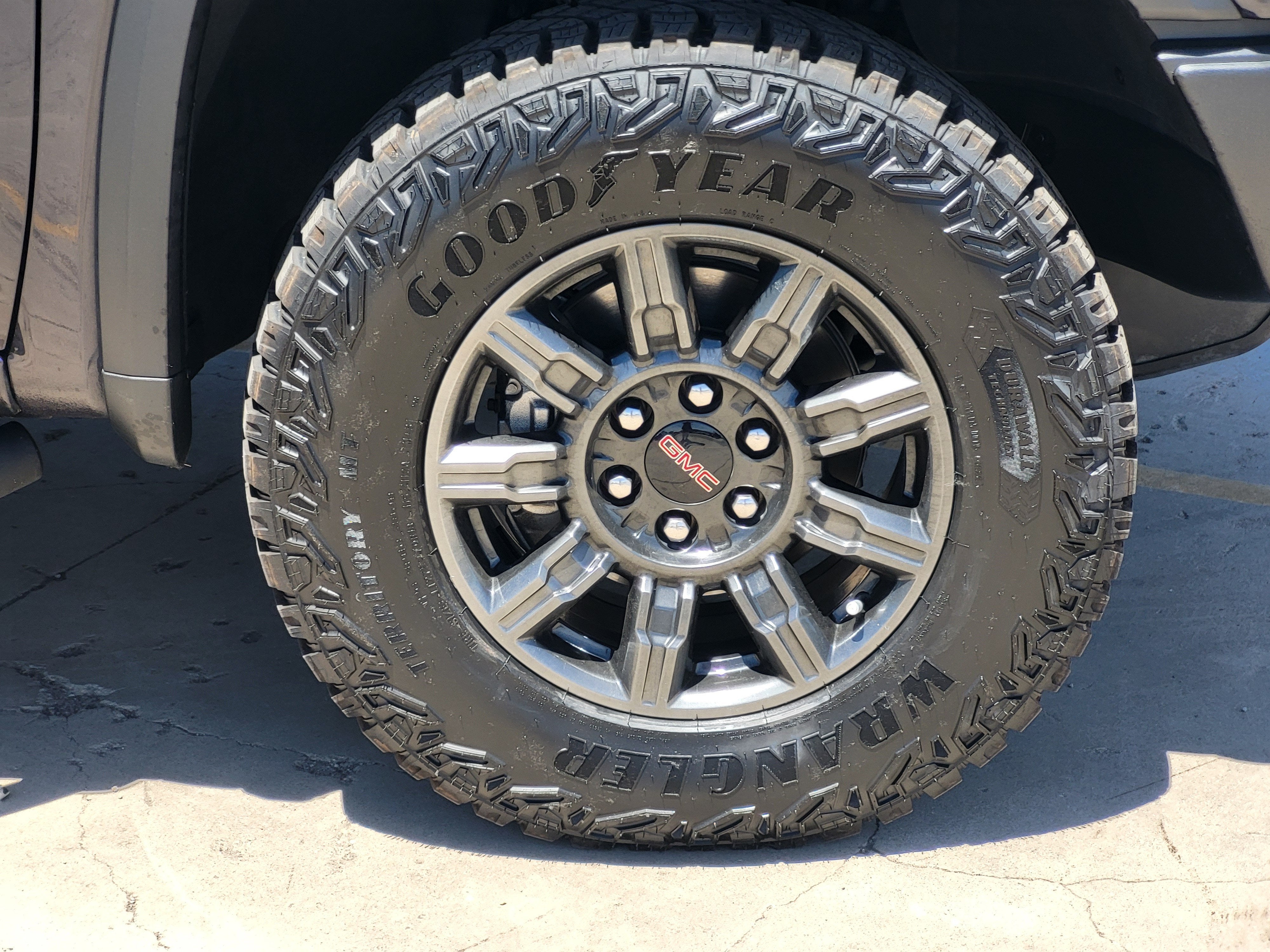 2024 GMC Sierra 1500 AT4X