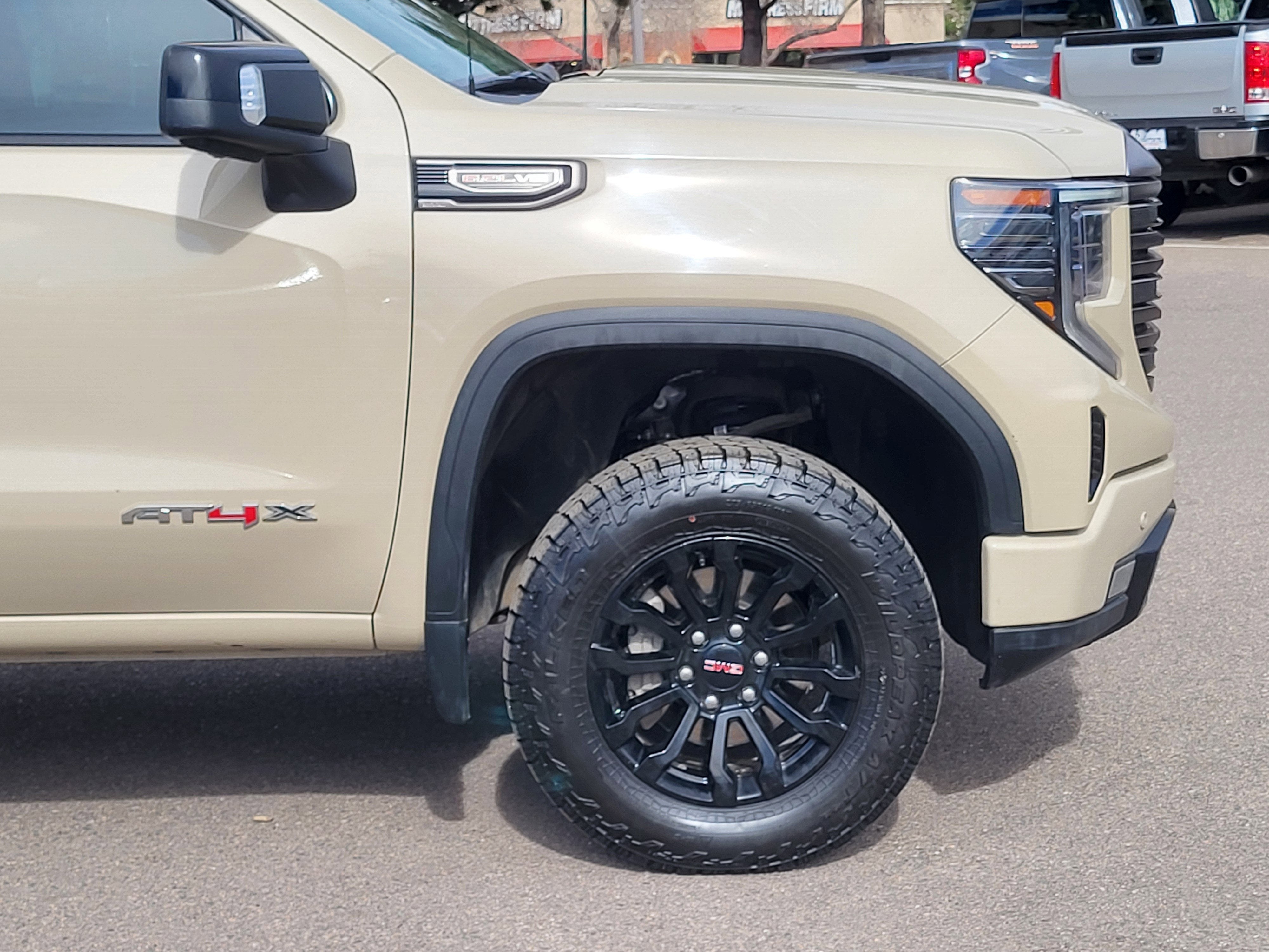 2023 GMC Sierra 1500 AT4X