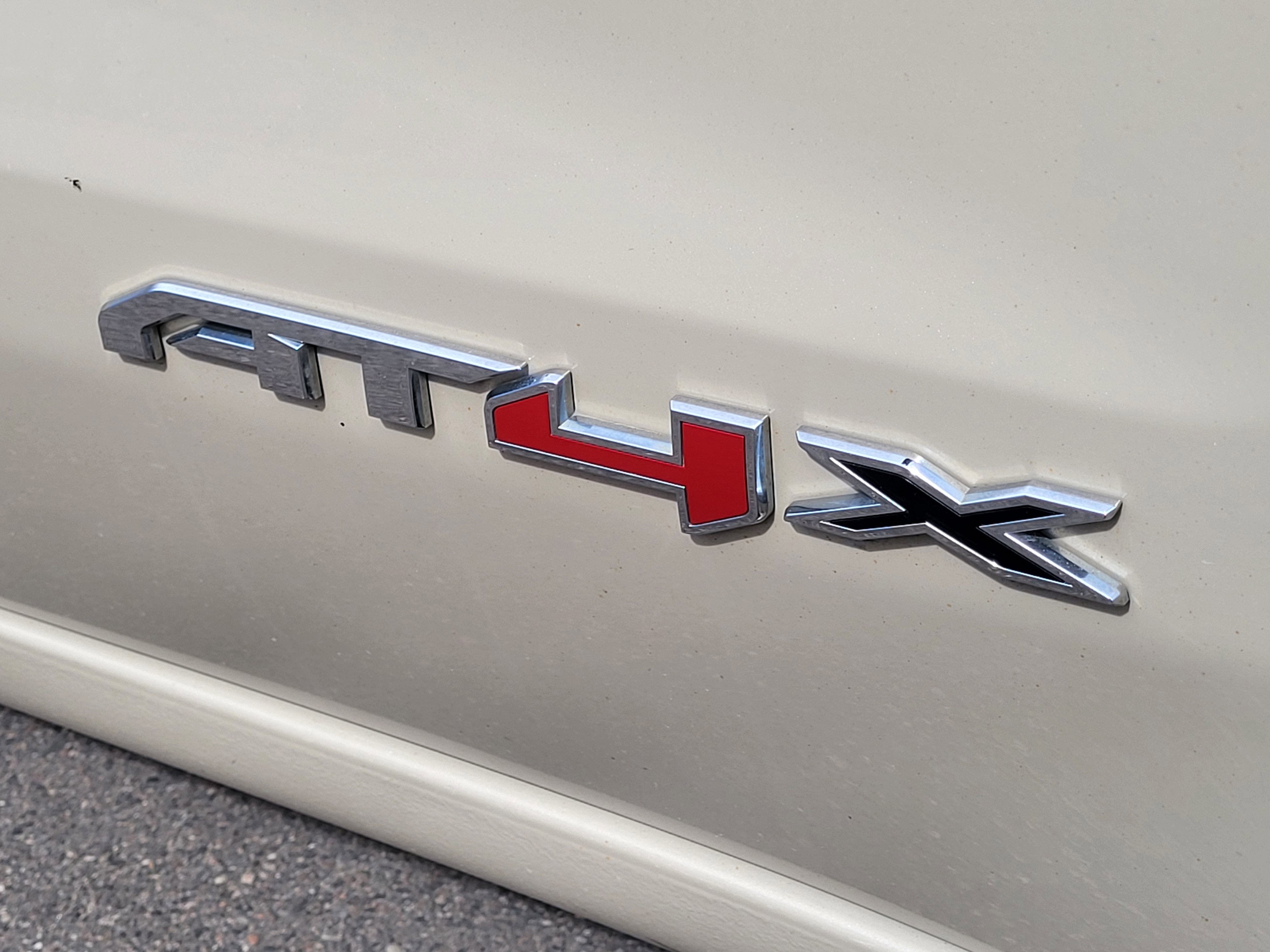 2023 GMC Sierra 1500 AT4X