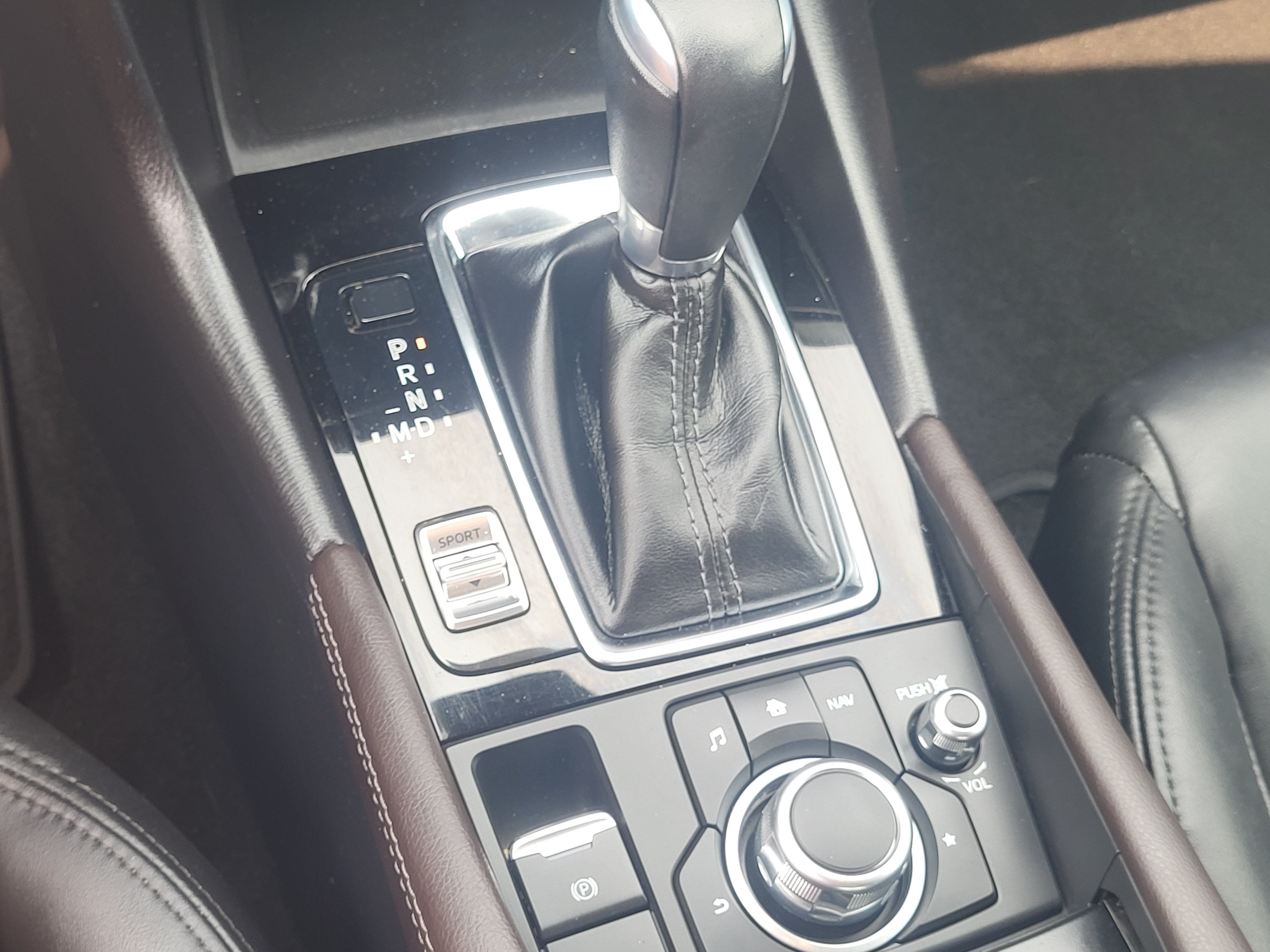 2018 Mazda Mazda3 Touring