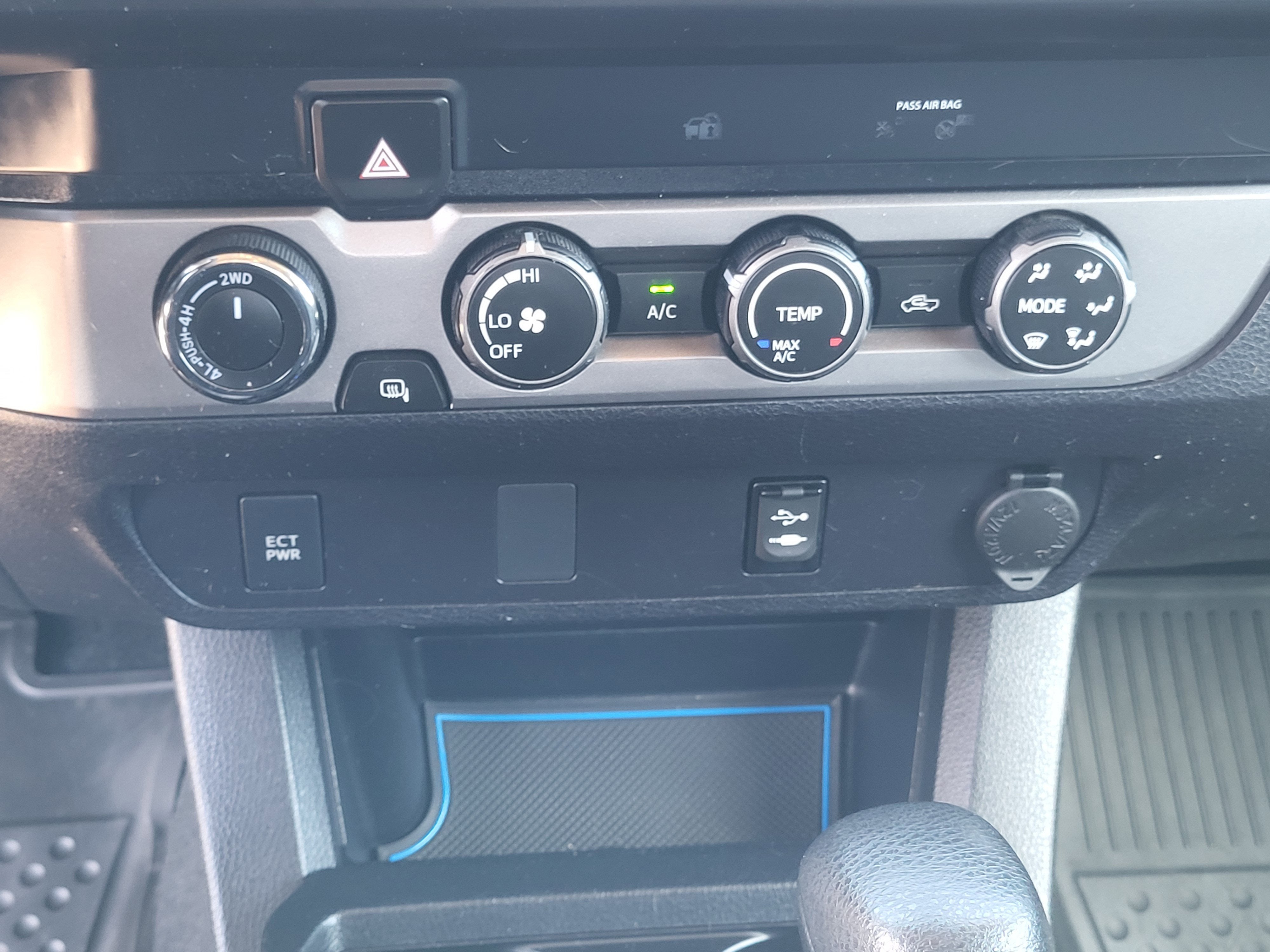 2019 Toyota Tacoma SR