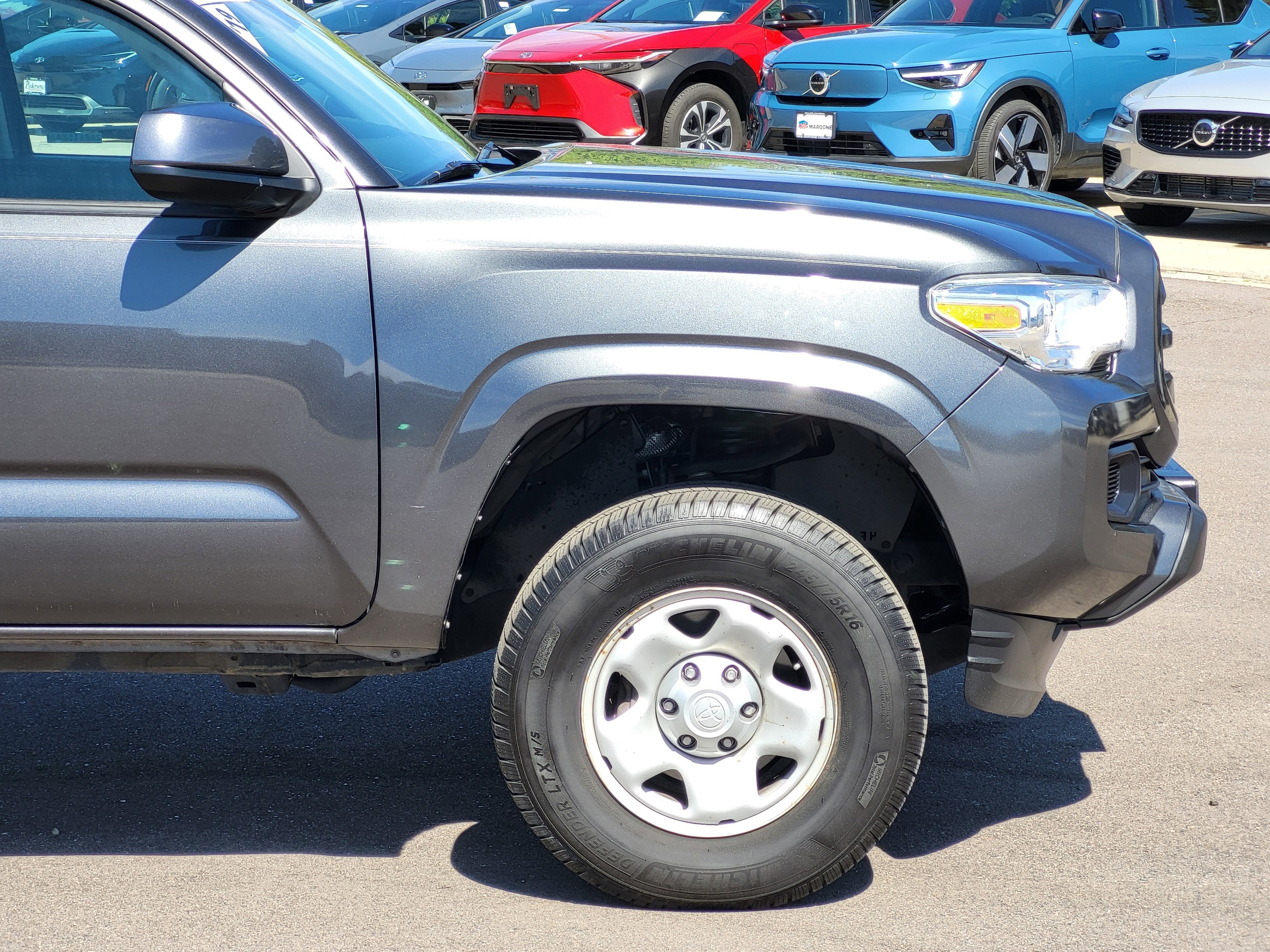 2019 Toyota Tacoma SR