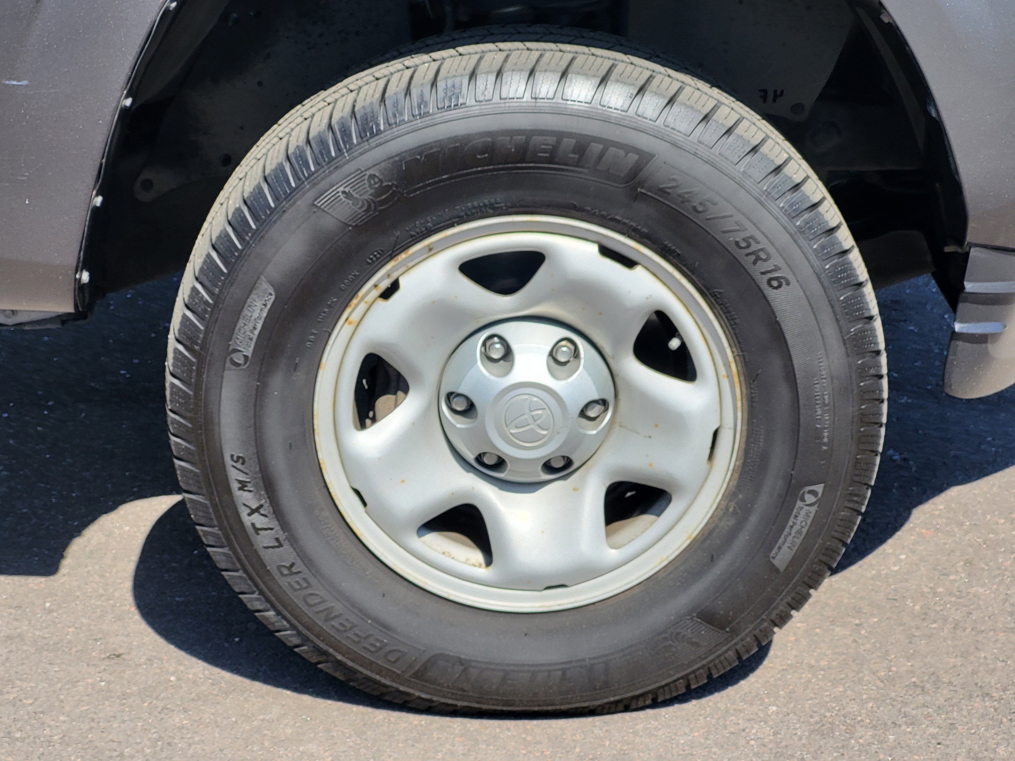 2019 Toyota Tacoma SR