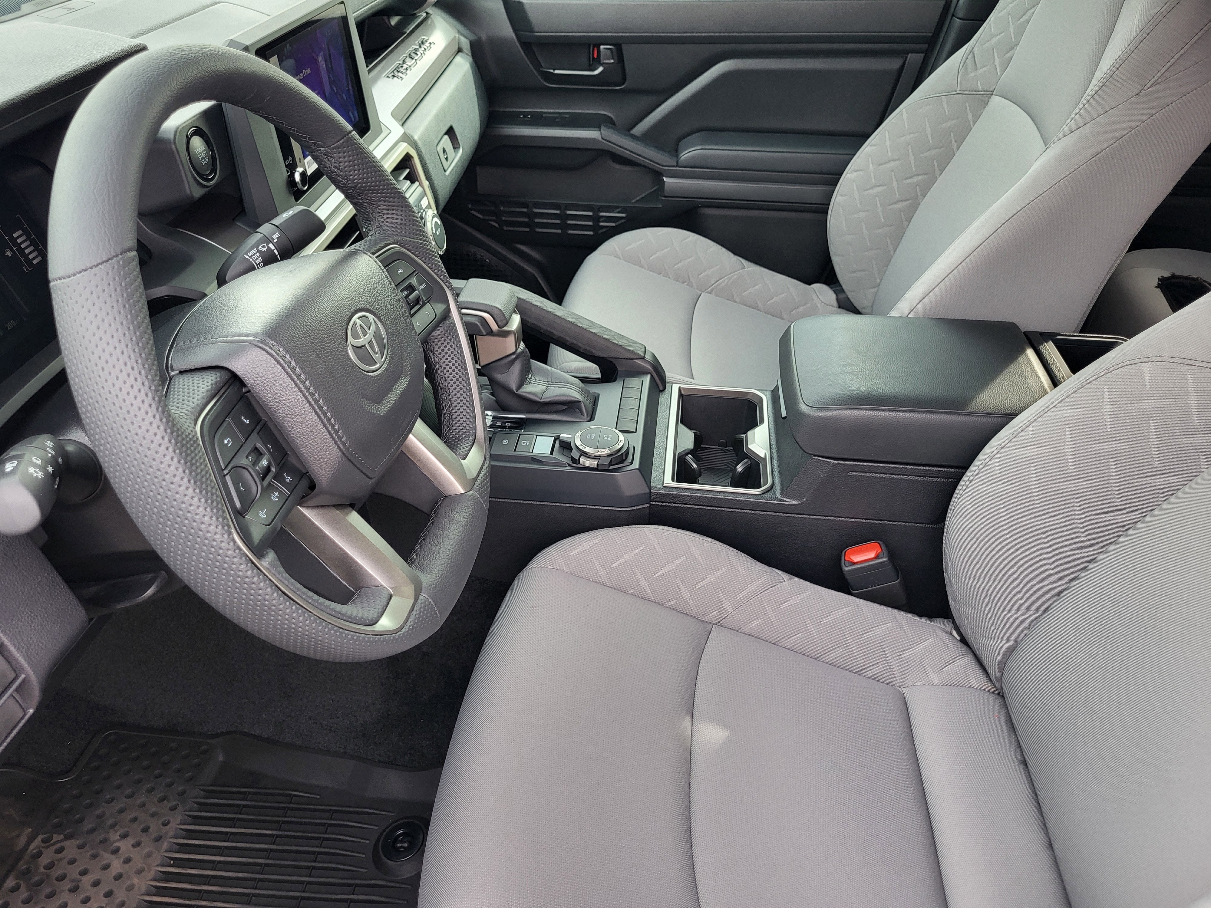 2025 Toyota Tacoma 4WD SR5