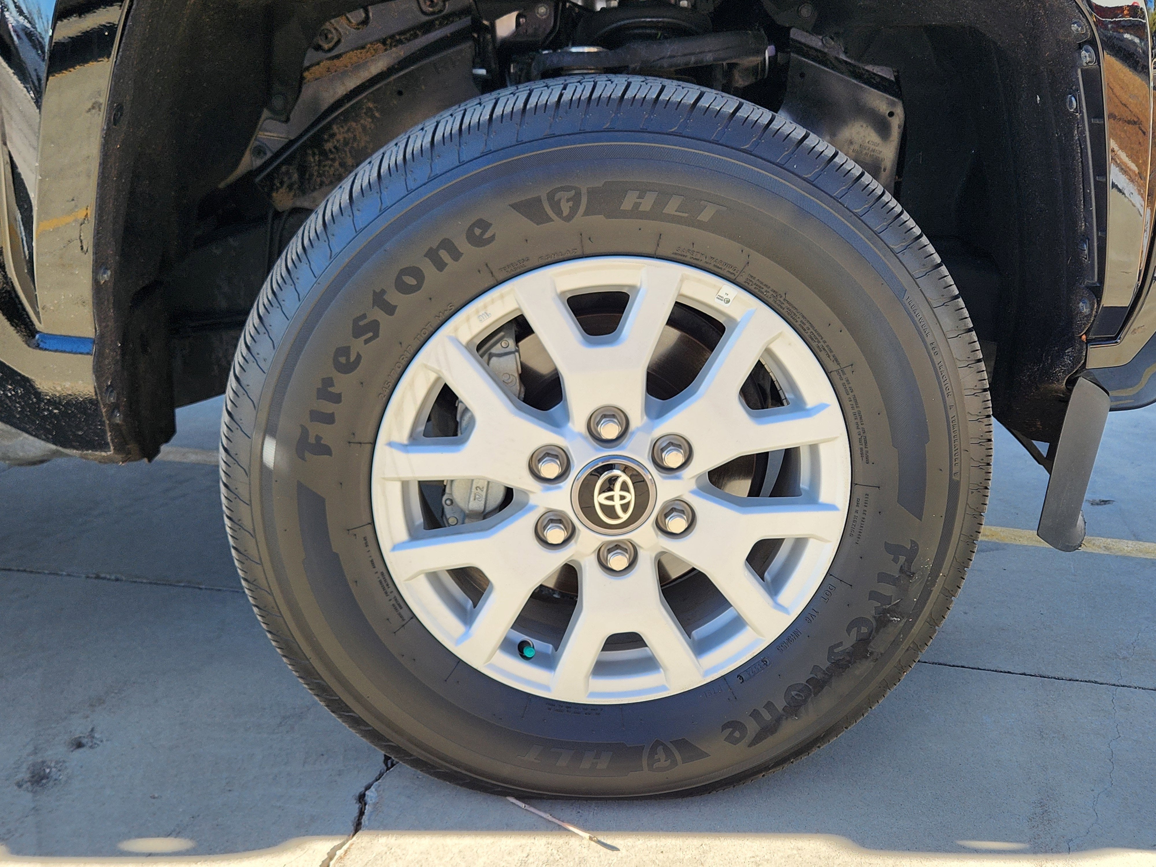 2024 Toyota Tacoma 4WD SR5