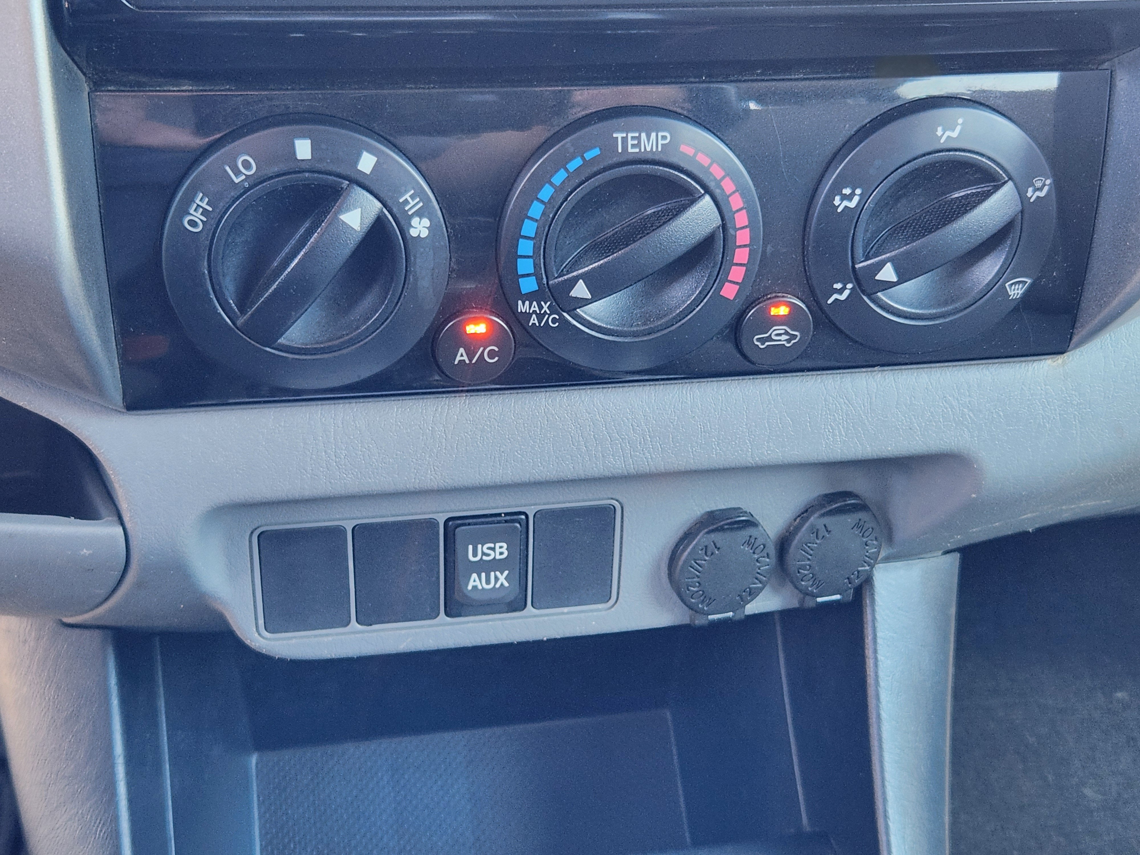 2015 Toyota Tacoma Base